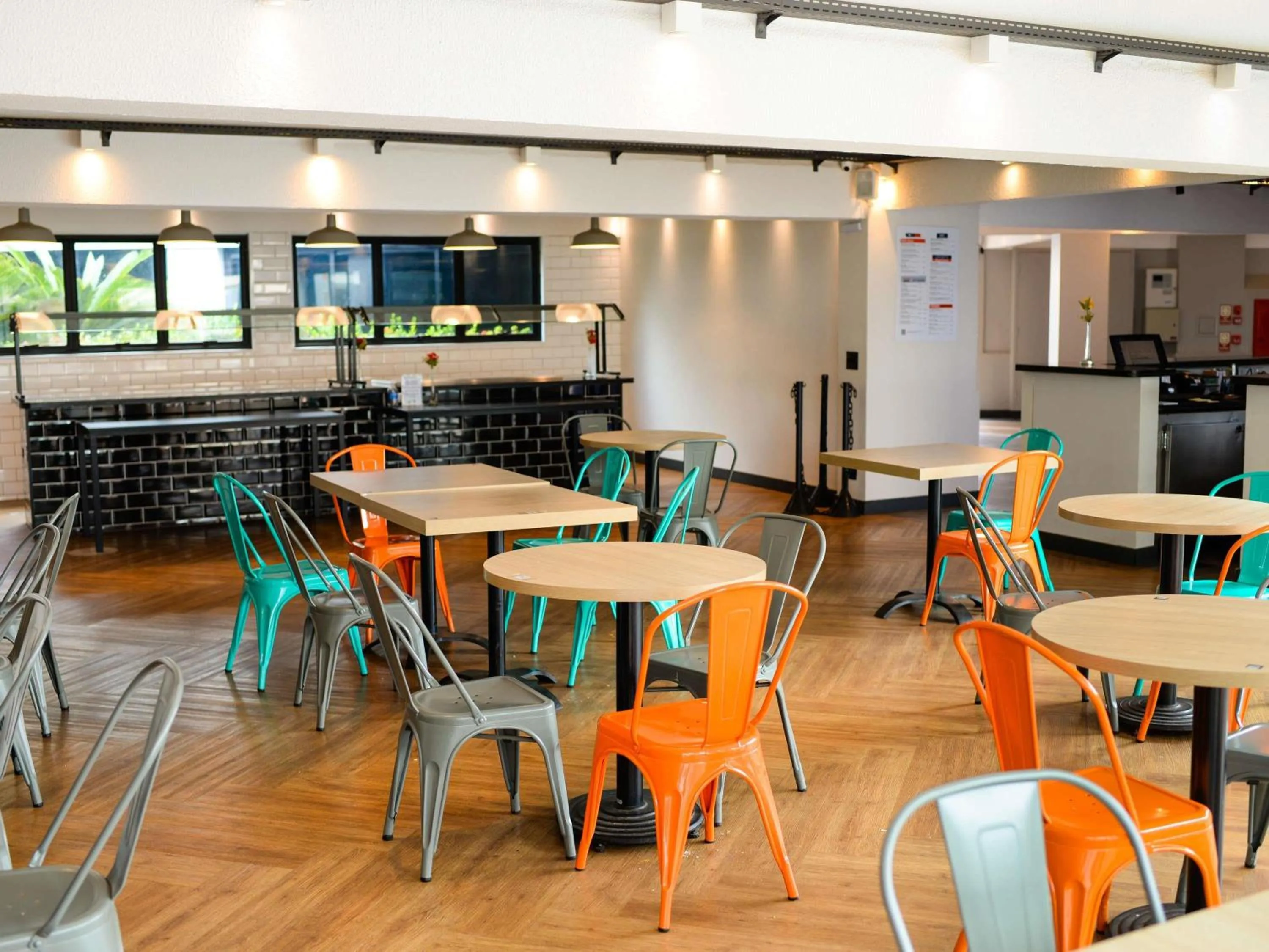 Restaurant/places to eat in ibis Styles Rio Preto Monte Libano