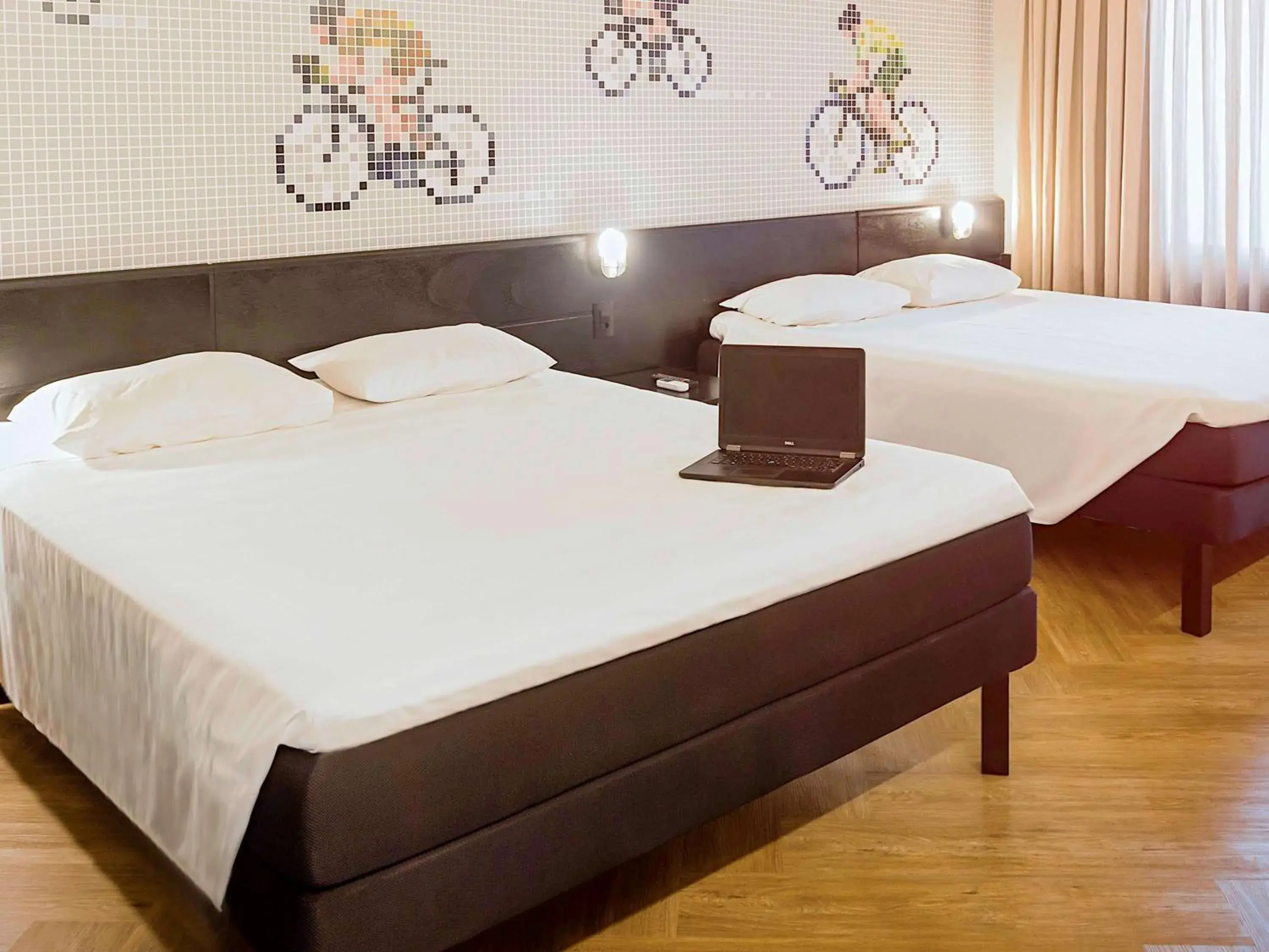 Photo of the whole room, Bed in ibis Styles Rio Preto Monte Libano Photo of the whole room, Bed in ibis Styles Rio Preto Monte Libano