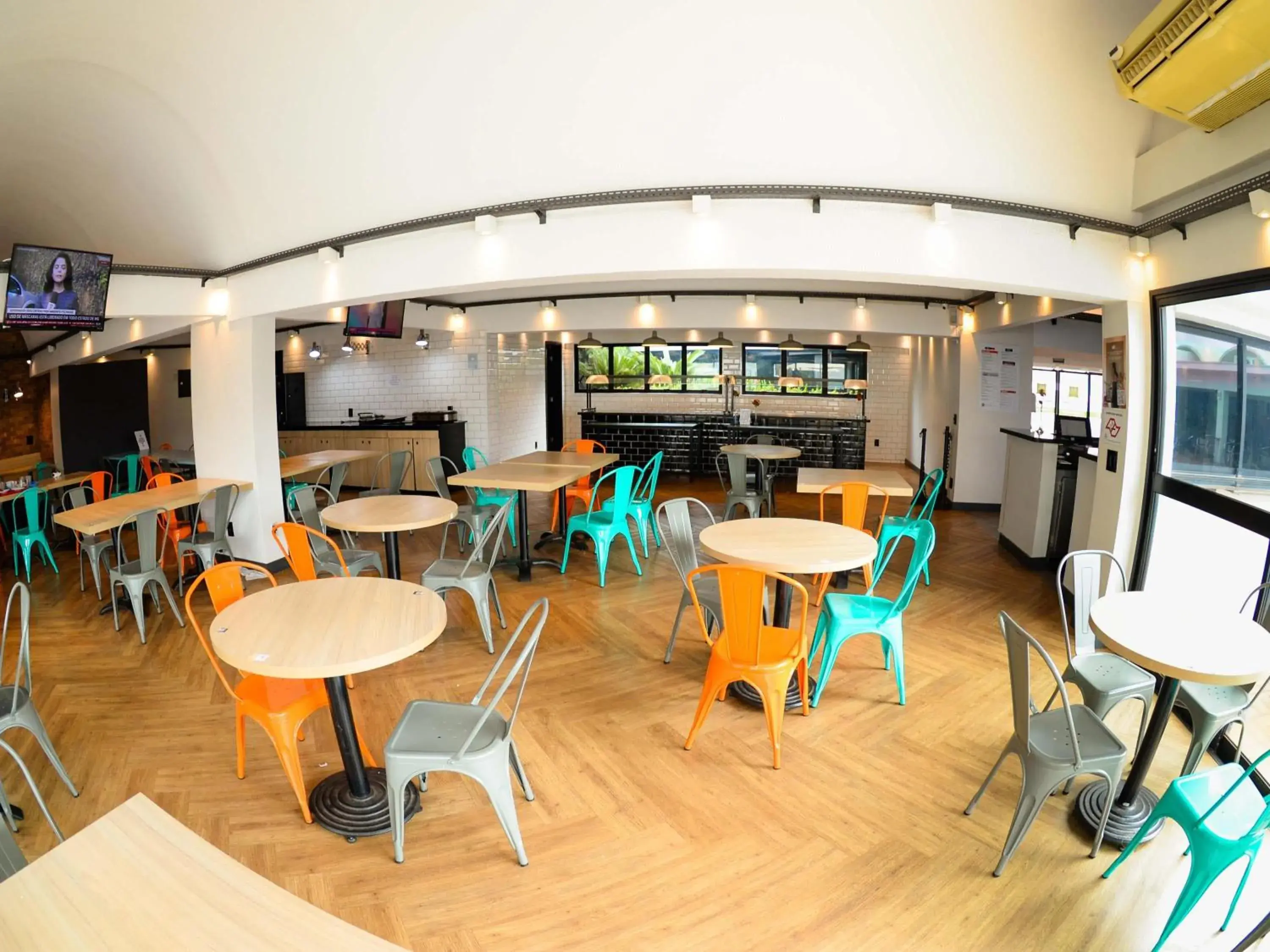 Restaurant/places to eat in ibis Styles Rio Preto Monte Libano Restaurant/places to eat in ibis Styles Rio Preto Monte Libano