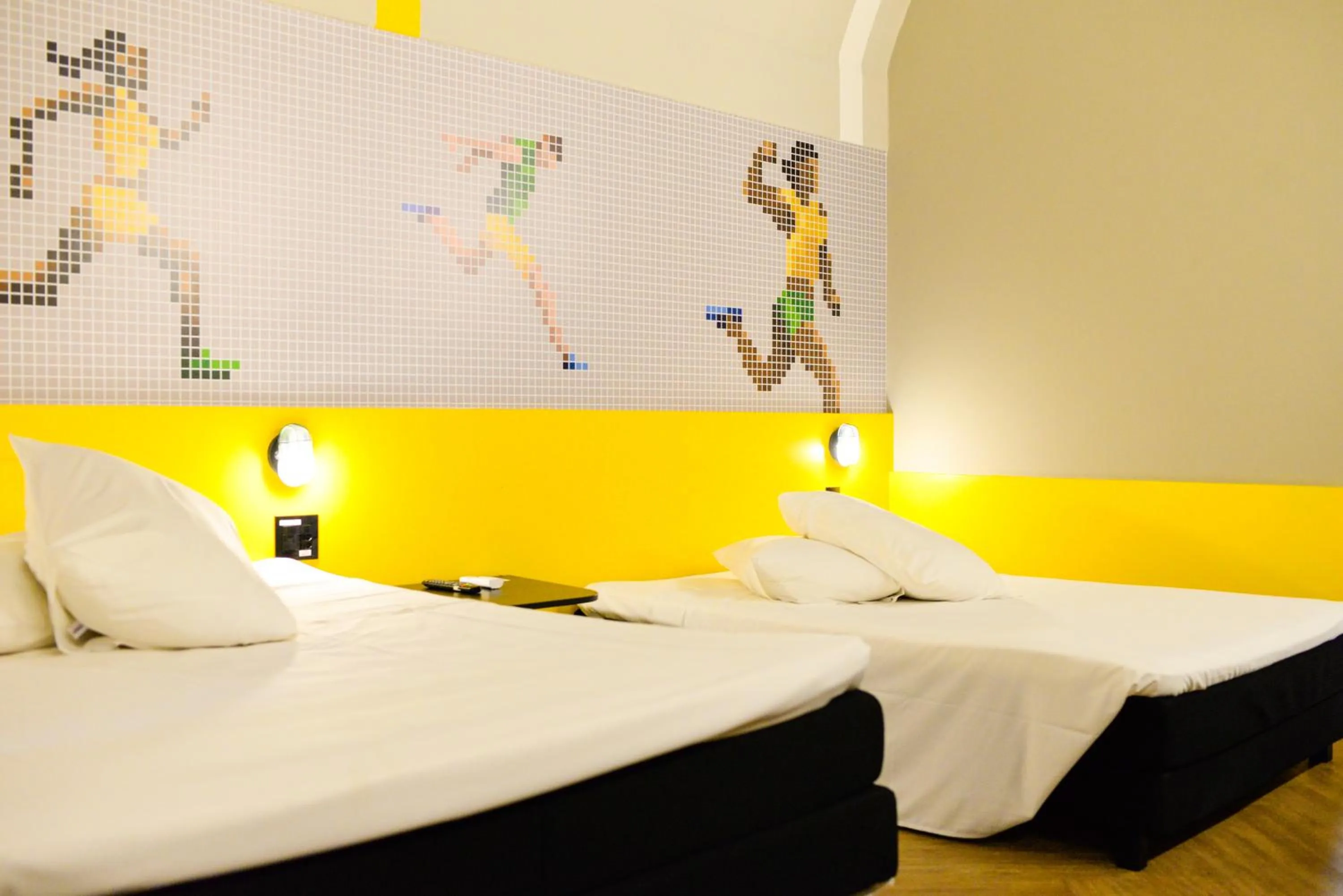 Photo of the whole room, Bed in ibis Styles Rio Preto Monte Libano