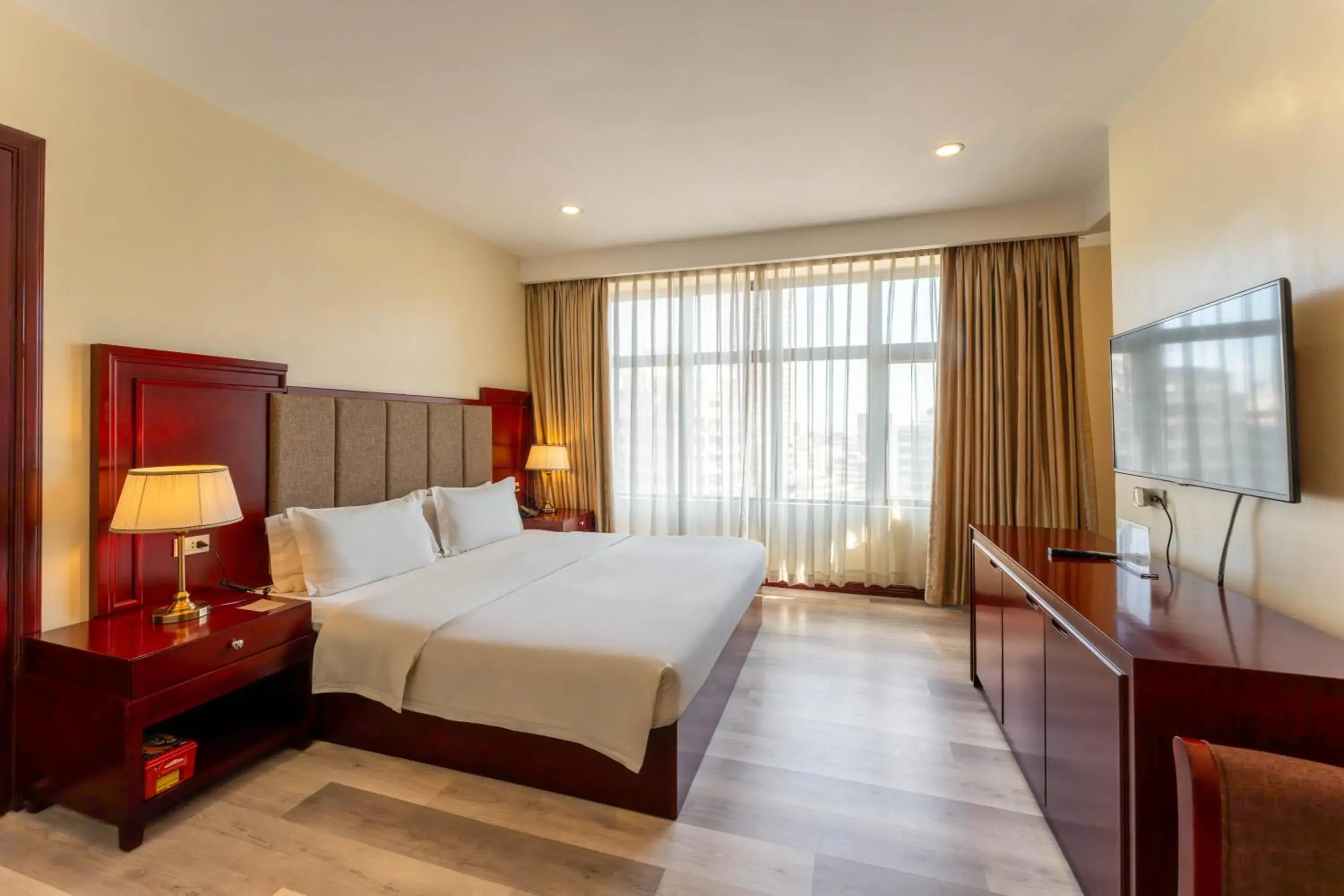 Photo of the whole room, Bed in Swiss-Belhotel Blulane Photo of the whole room, Bed in Swiss-Belhotel Blulane