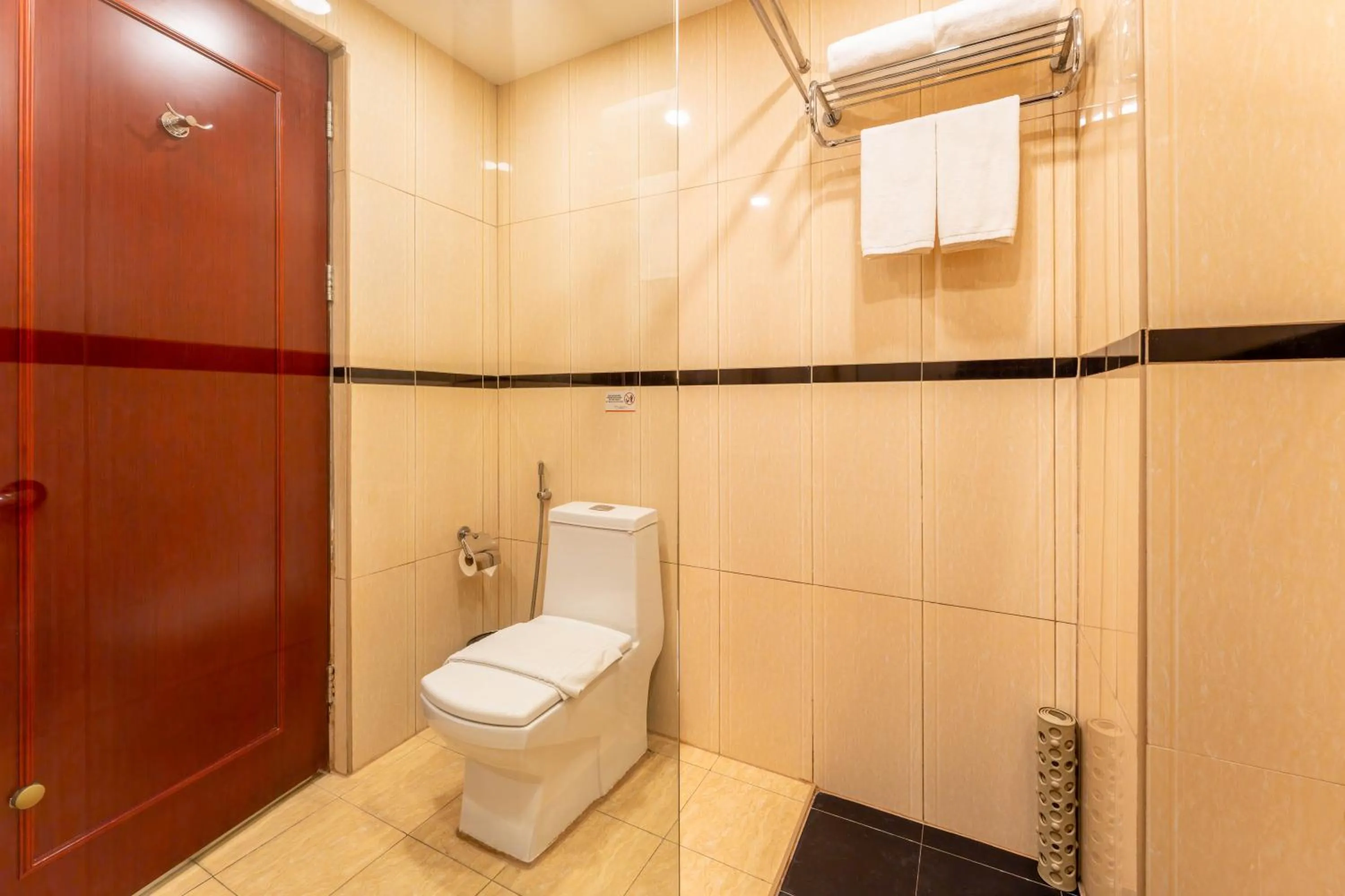 Shower in Swiss-Belhotel Blulane