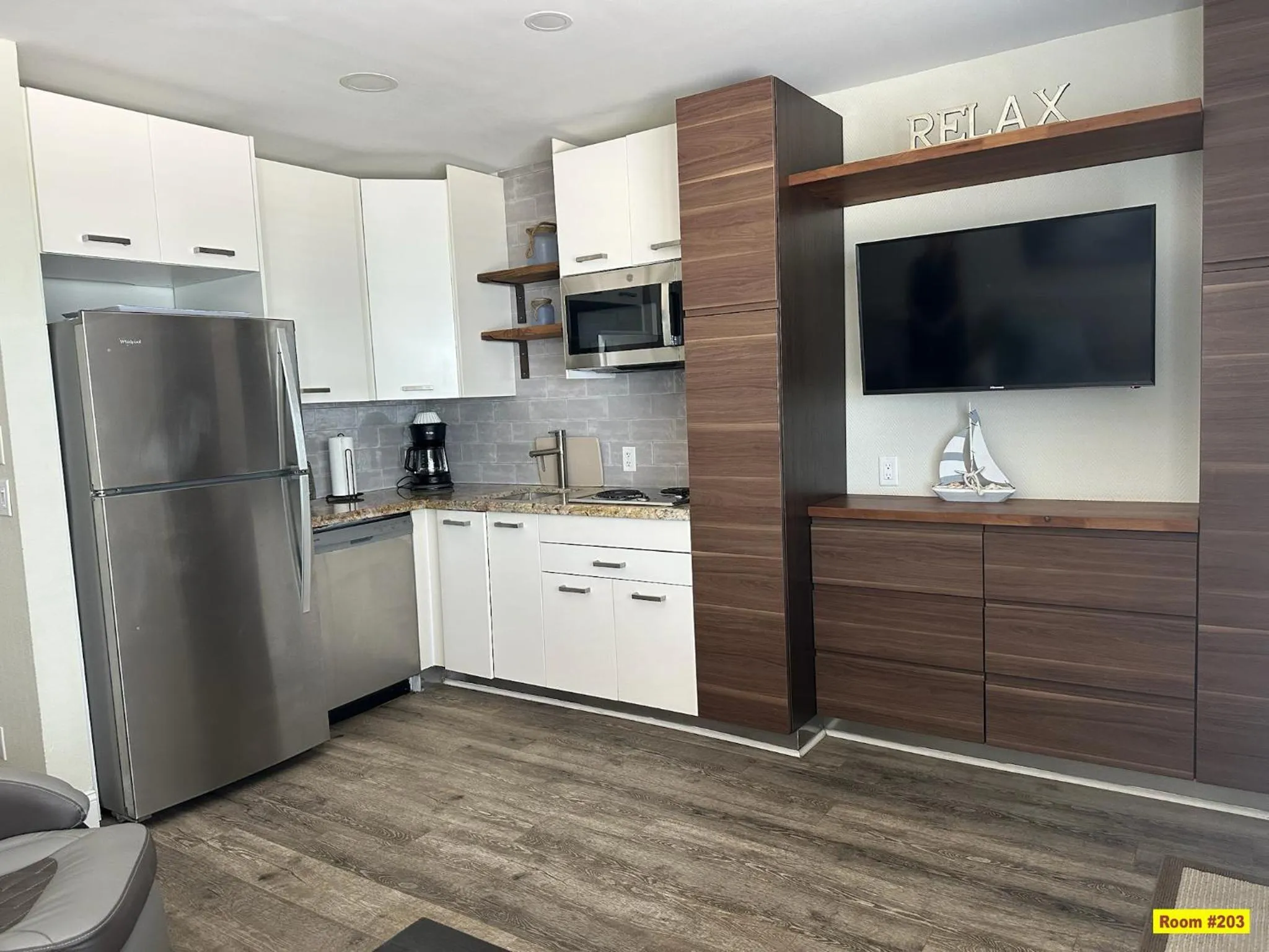 Windjammer Resort and Beach Club