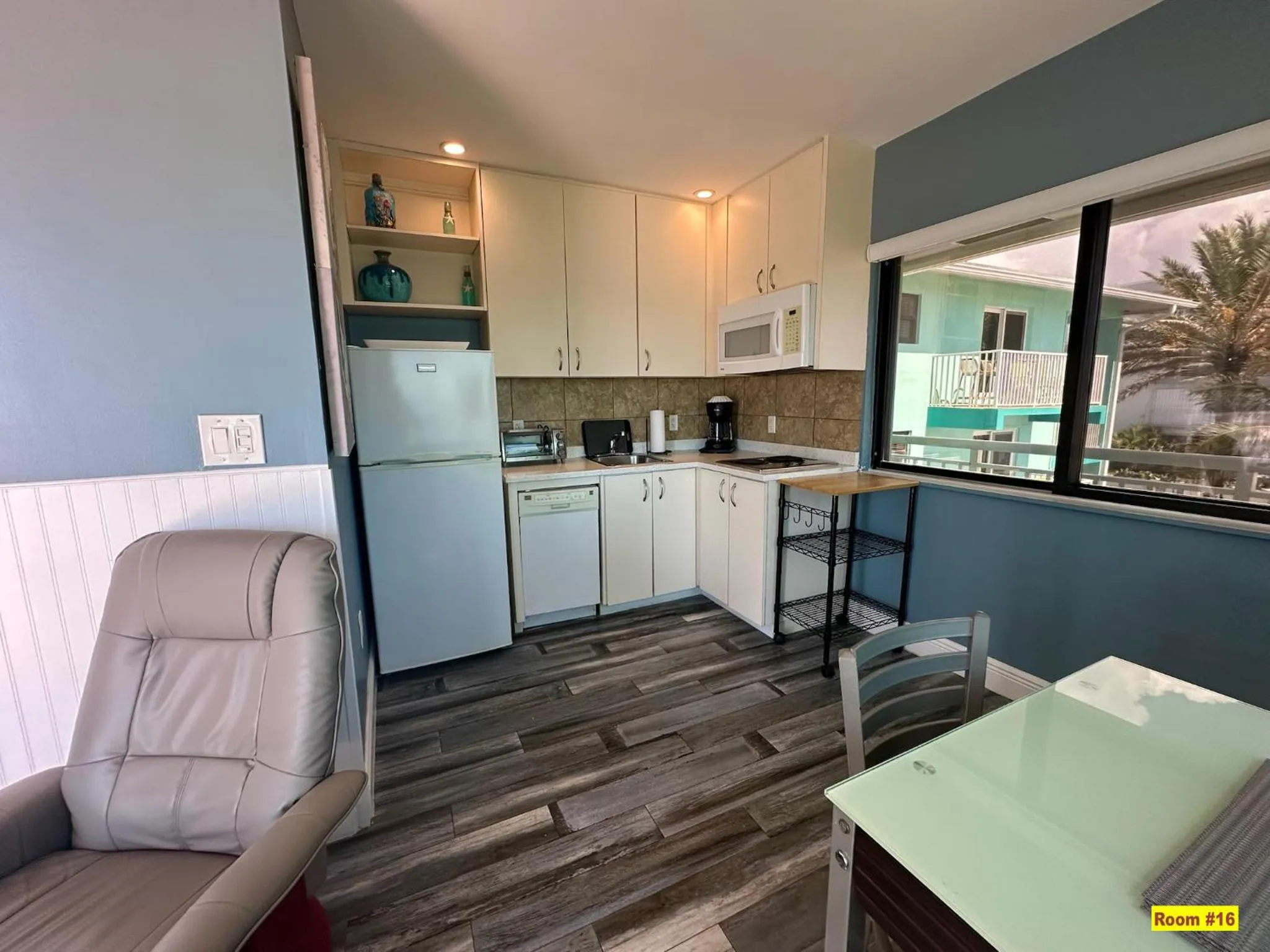 Windjammer Resort and Beach Club