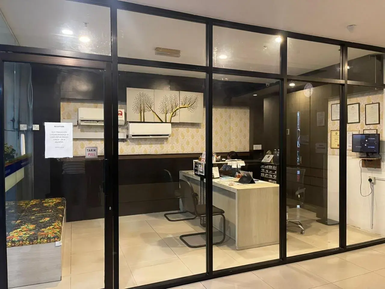 Lobby or reception in Switz Paradise Hotel Lobby or reception in Switz Paradise Hotel