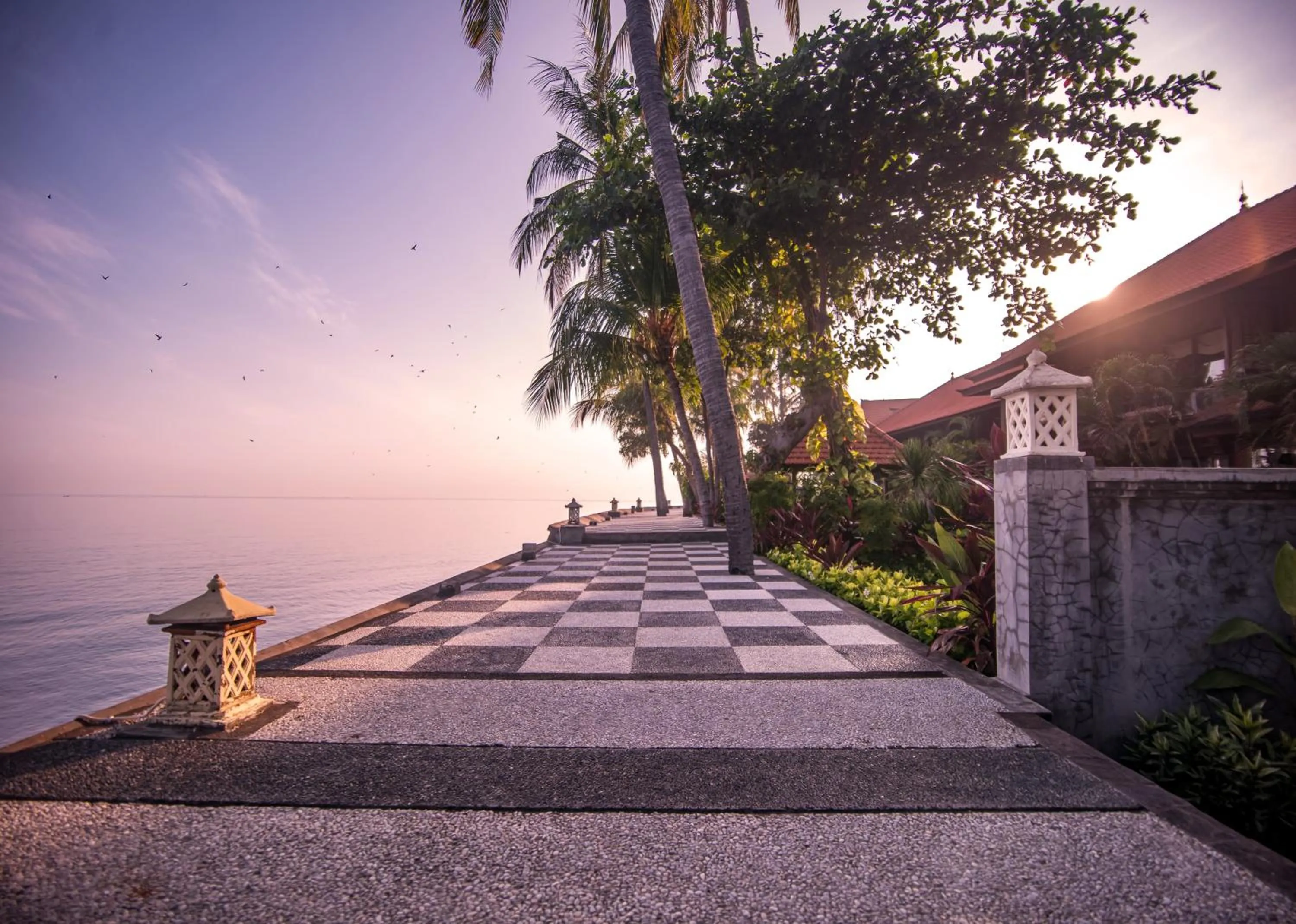 Sunset in Nugraha Lovina Seaview Resort & Spa