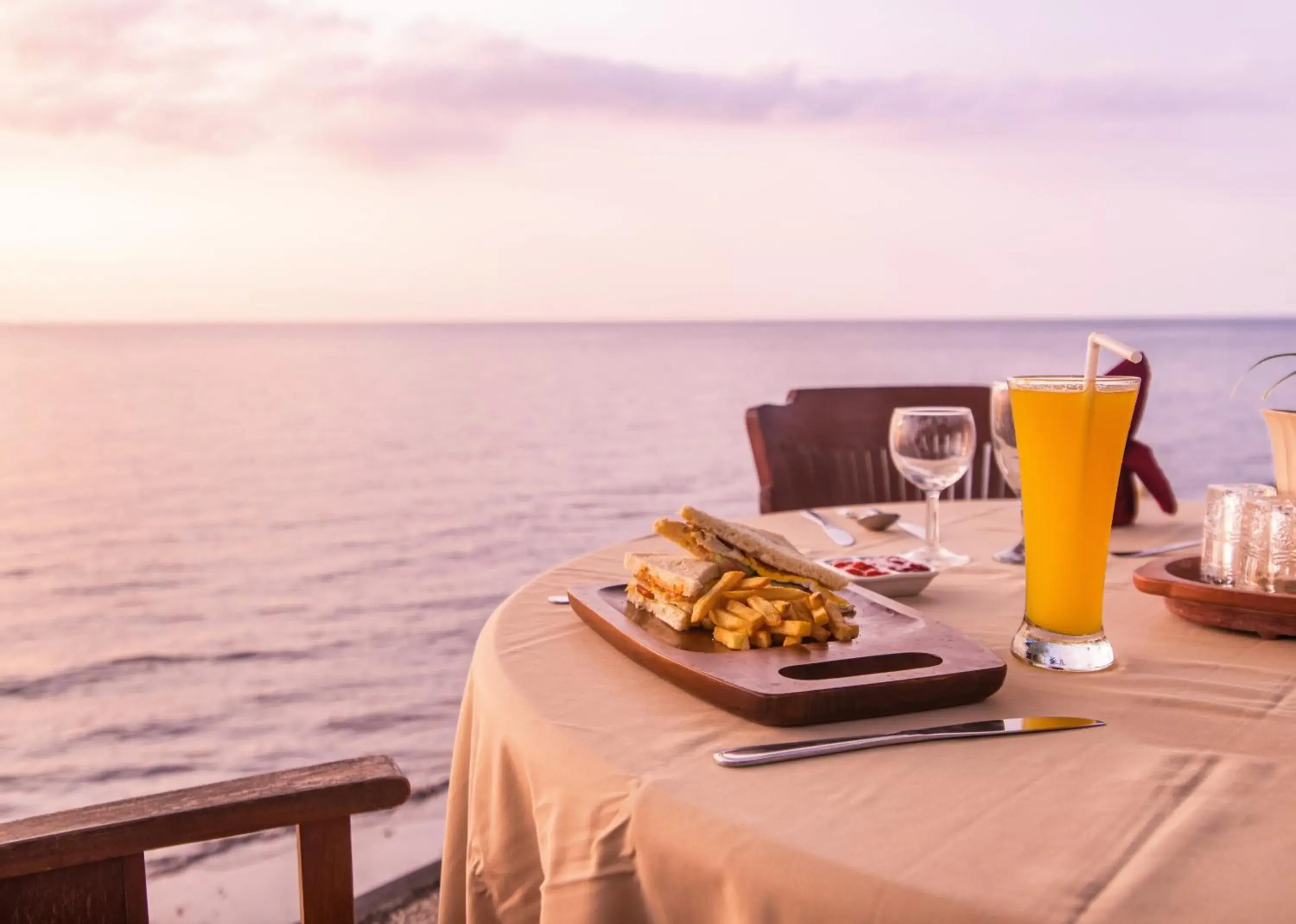 Food and drinks in Nugraha Lovina Seaview Resort & Spa Food and drinks in Nugraha Lovina Seaview Resort & Spa