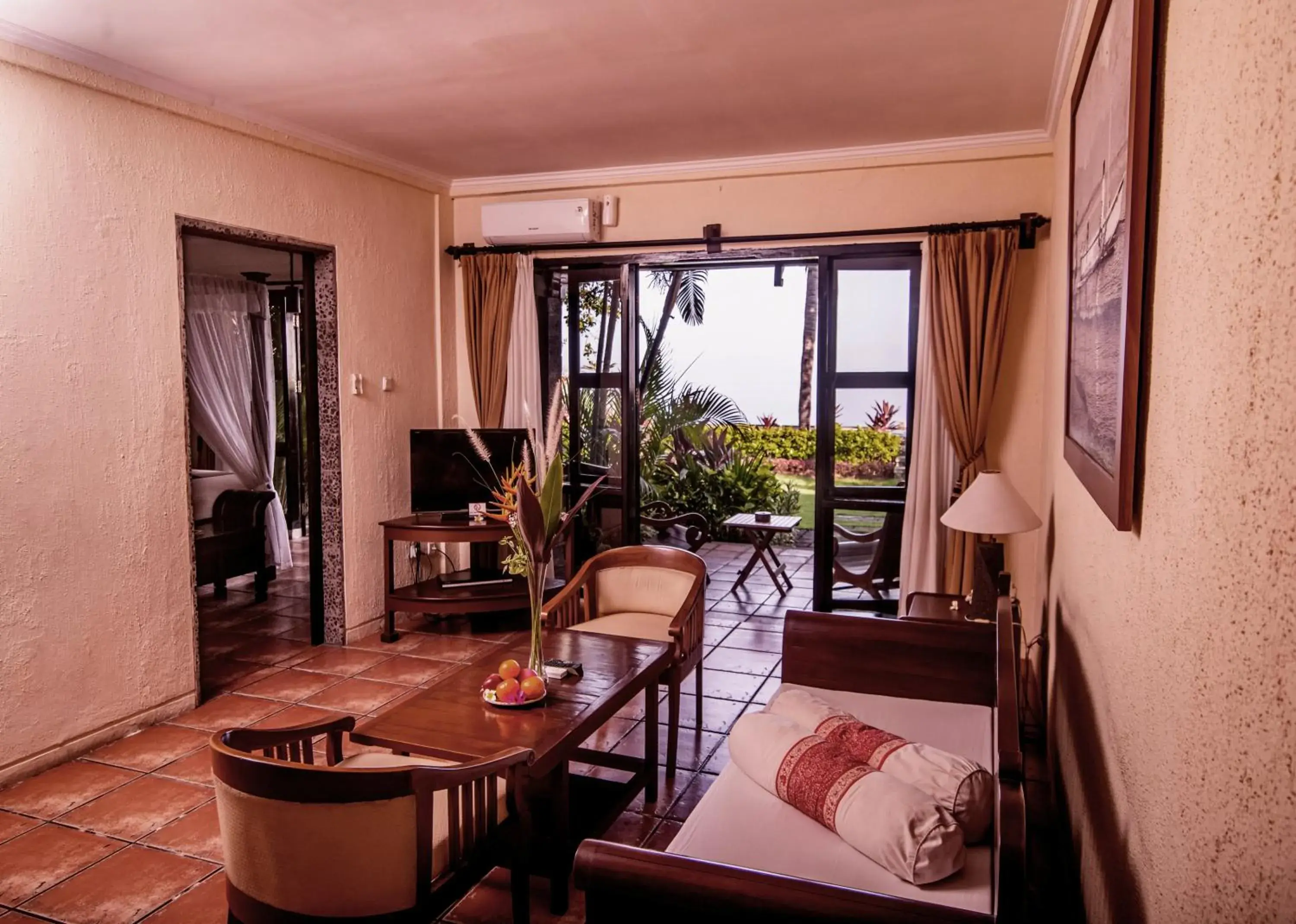 Living room in Nugraha Lovina Seaview Resort & Spa Living room in Nugraha Lovina Seaview Resort & Spa