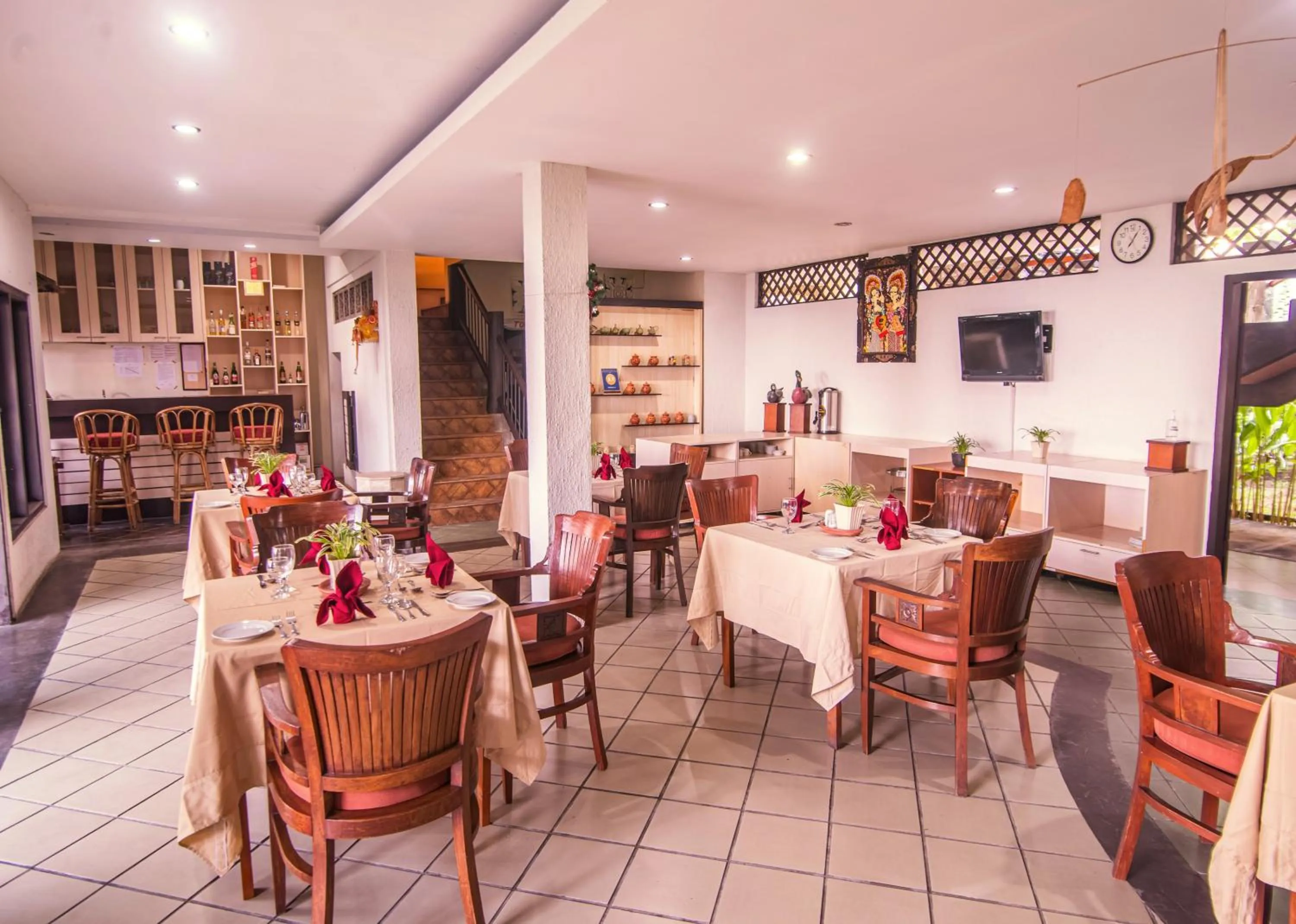 Restaurant/places to eat in Nugraha Lovina Seaview Resort & Spa