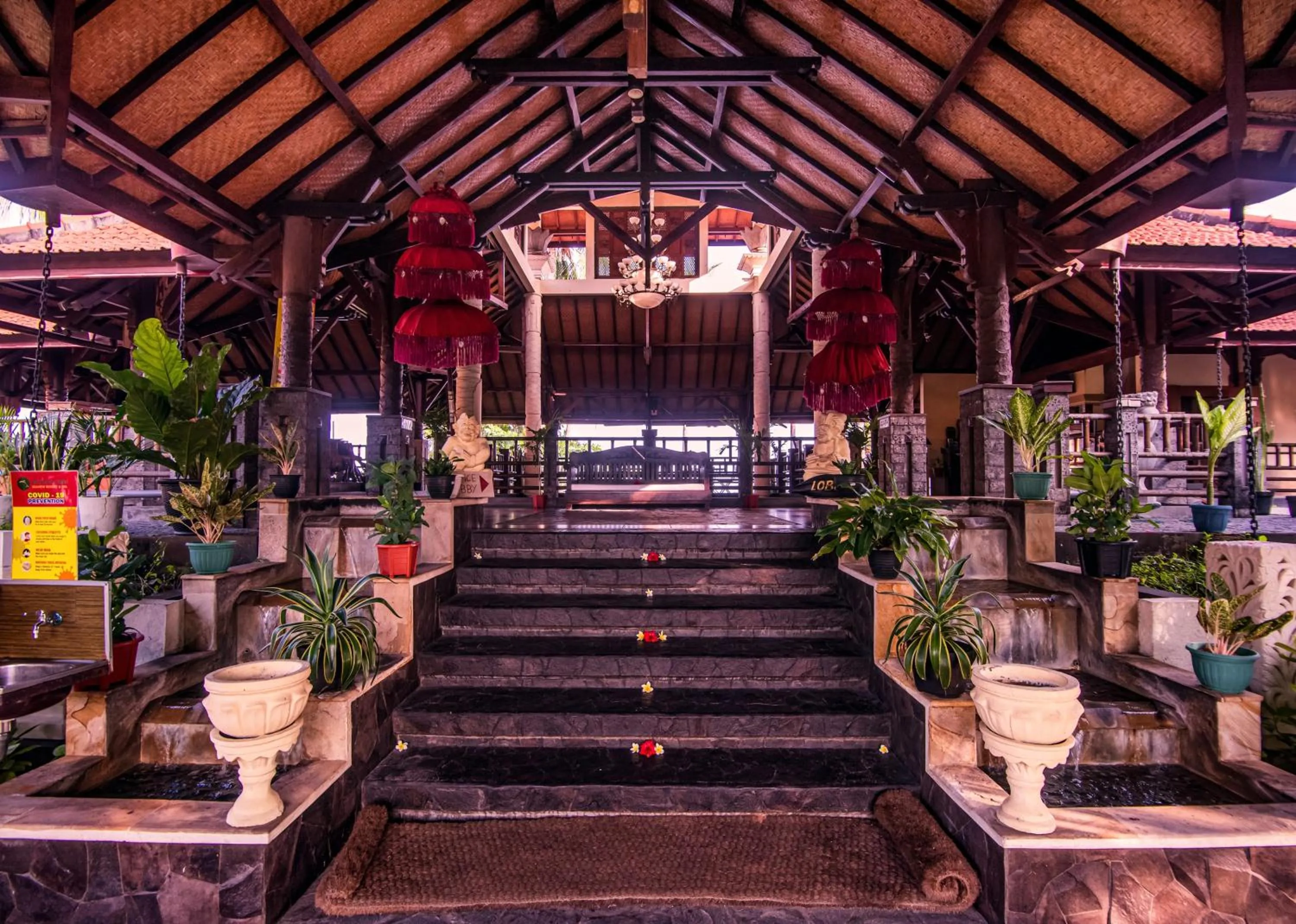 Lobby or reception in Nugraha Lovina Seaview Resort & Spa