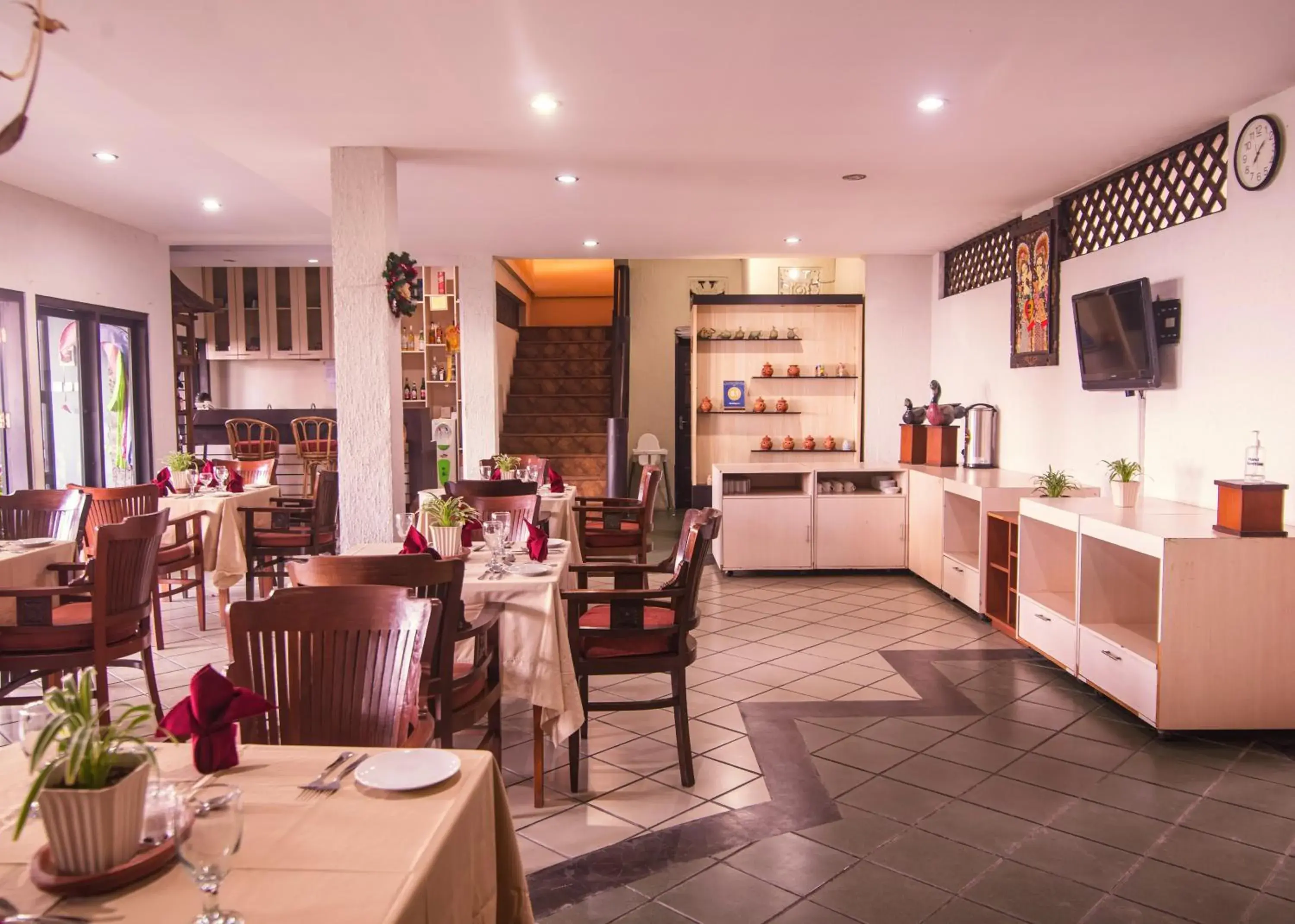 Restaurant/places to eat in Nugraha Lovina Seaview Resort & Spa Restaurant/places to eat in Nugraha Lovina Seaview Resort & Spa