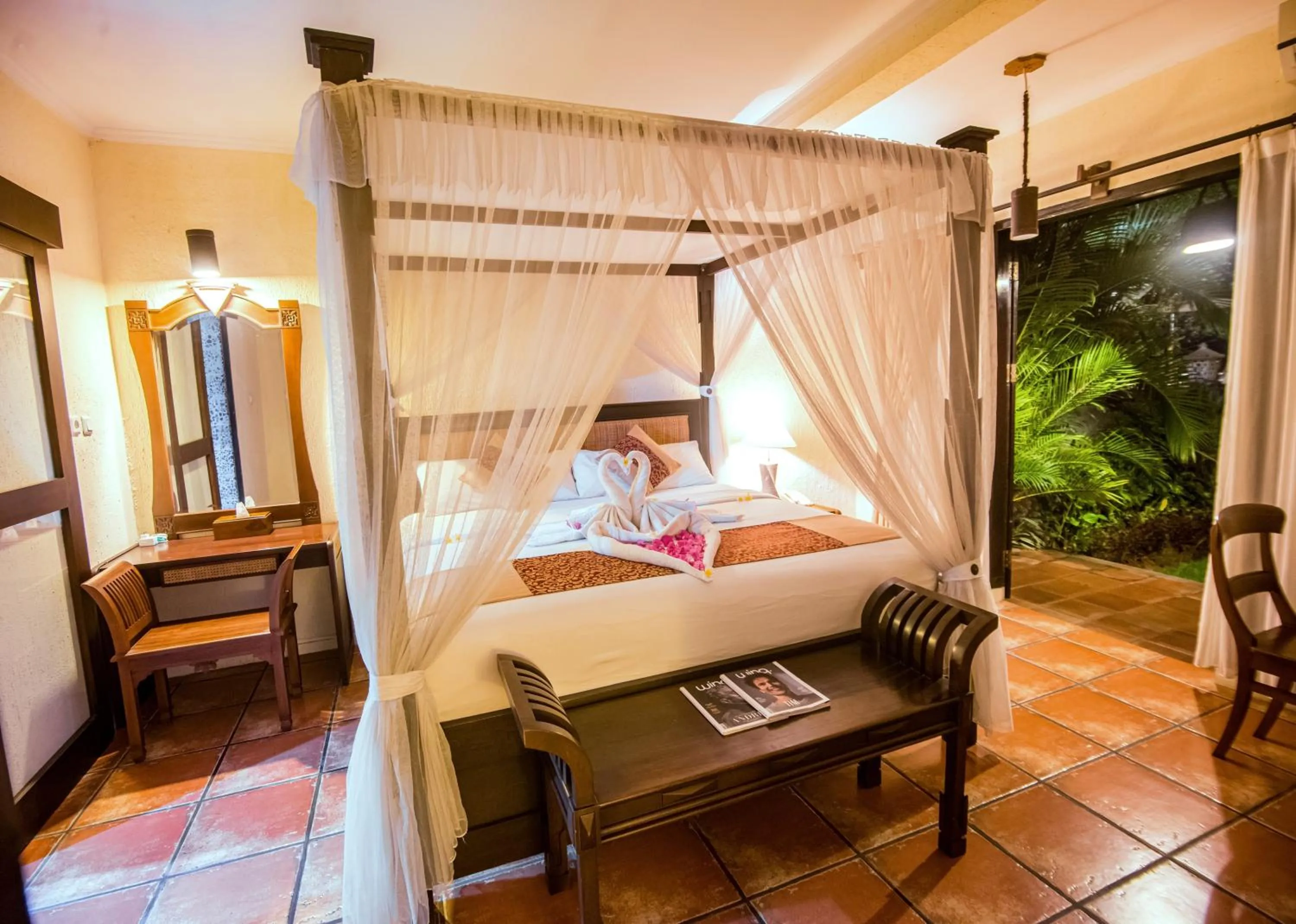 Bed in Nugraha Lovina Seaview Resort & Spa