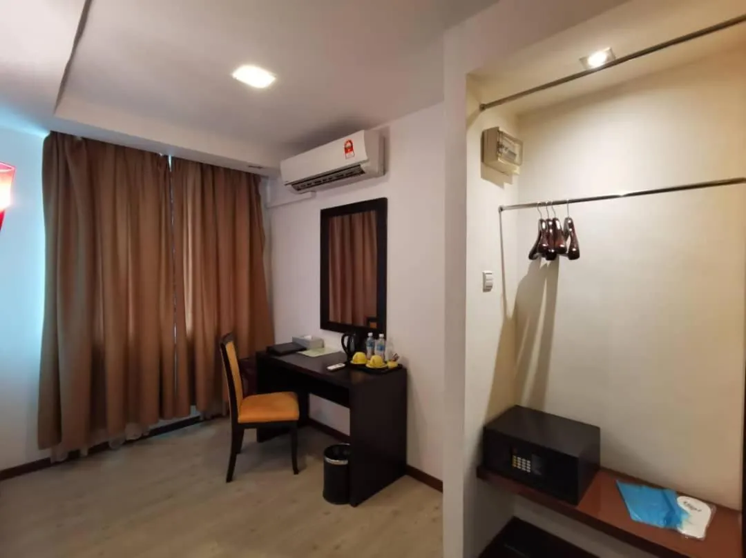 2 Inn 1 Boutique Hotel & Spa