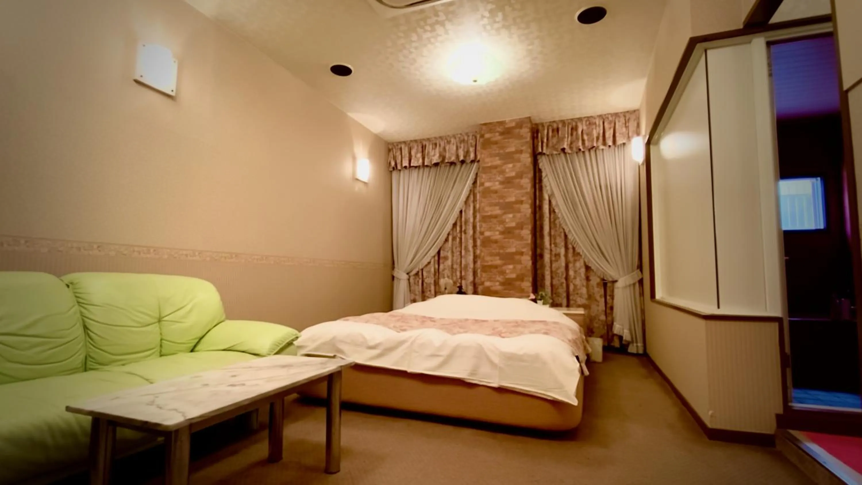 Bed in Hotel Sagano (Adult only)