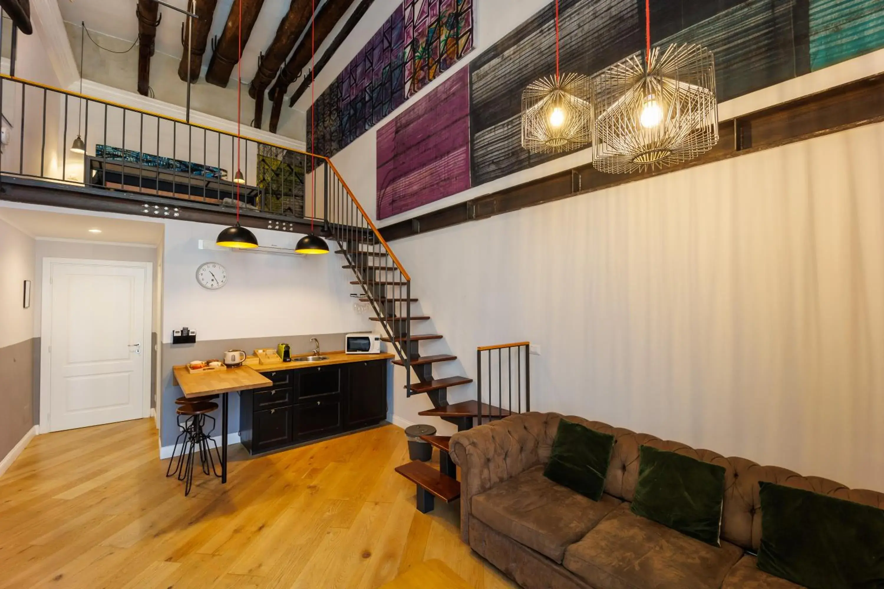 Family Suite with Balcony in The Dante House by House In Naples Family Suite with Balcony in The Dante House by House In Naples