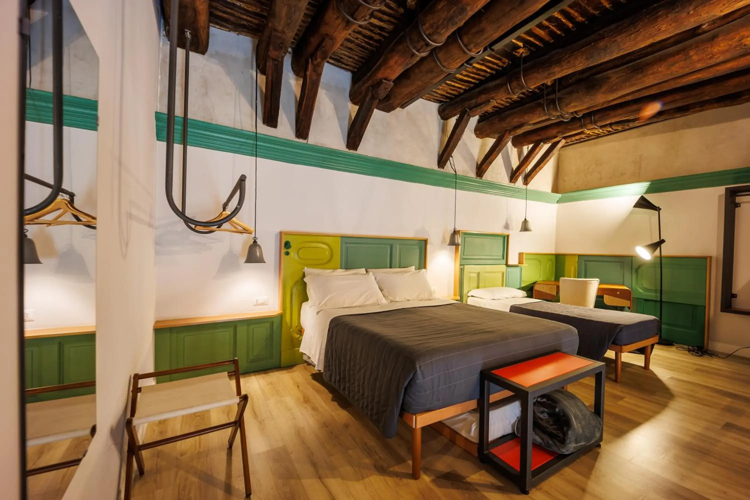 Deluxe Family Suite in The Dante House by House In Naples Deluxe Family Suite in The Dante House by House In Naples