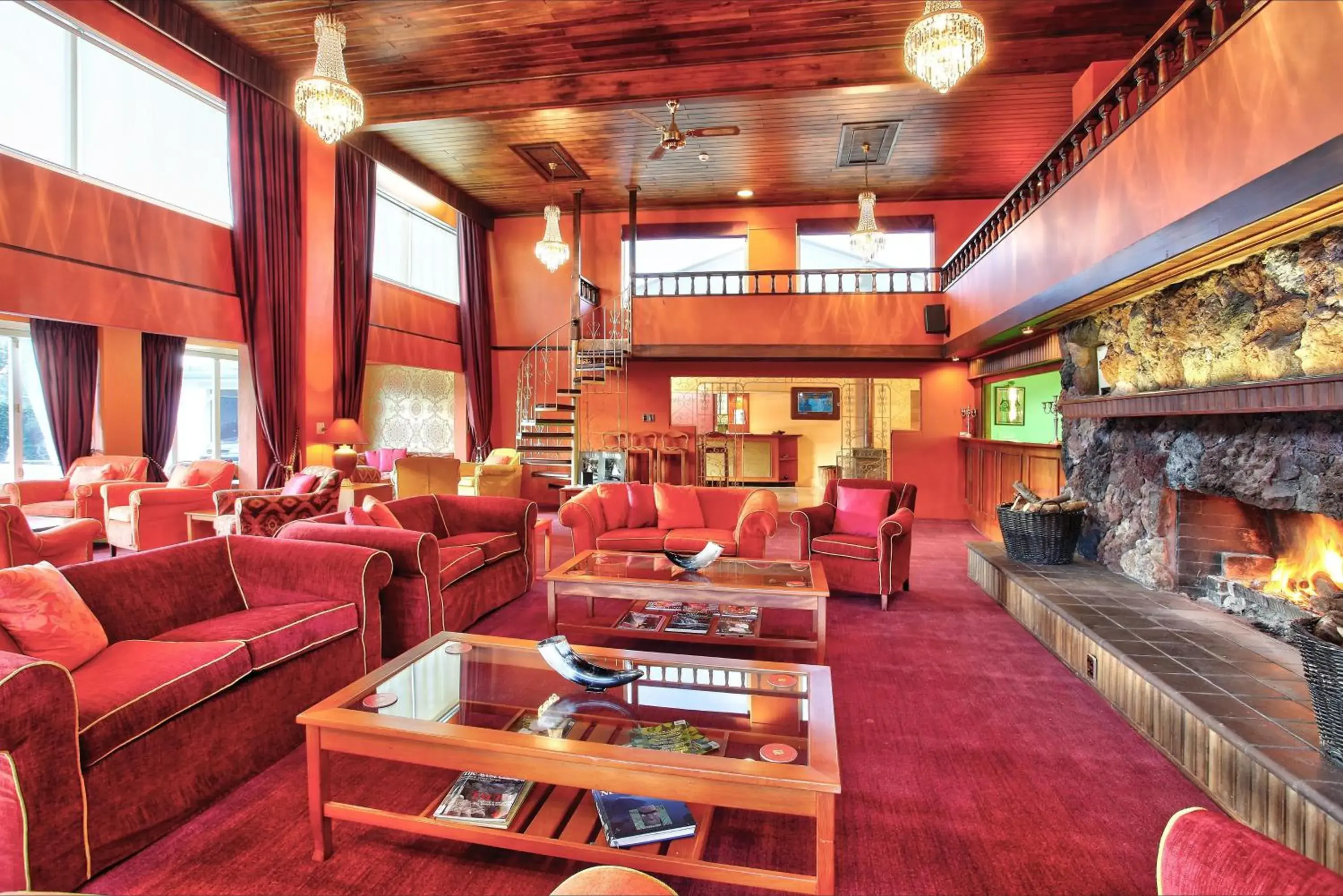 Lounge or bar in Waitakere Resort & Spa Lounge or bar in Waitakere Resort & Spa