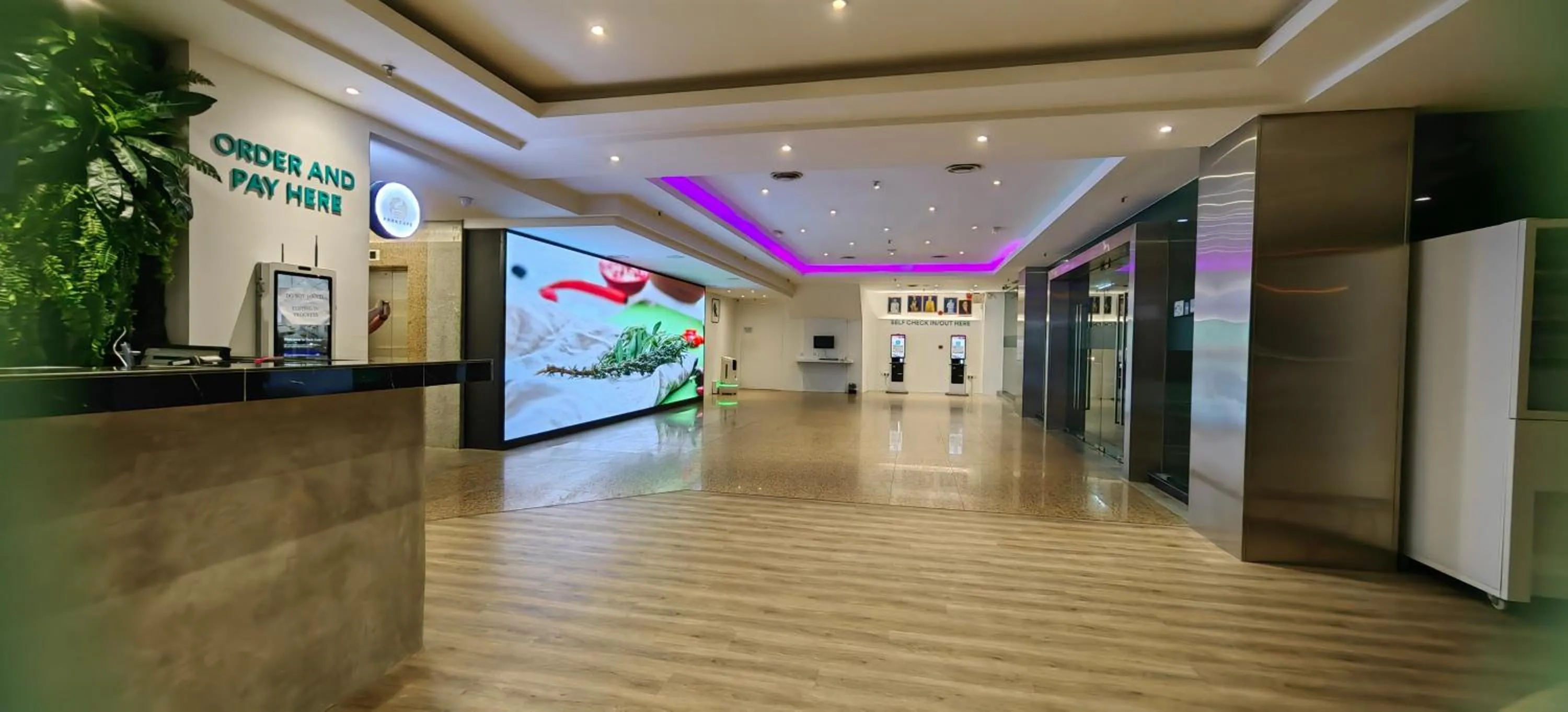 Lobby or reception in Kuching Park Hotel