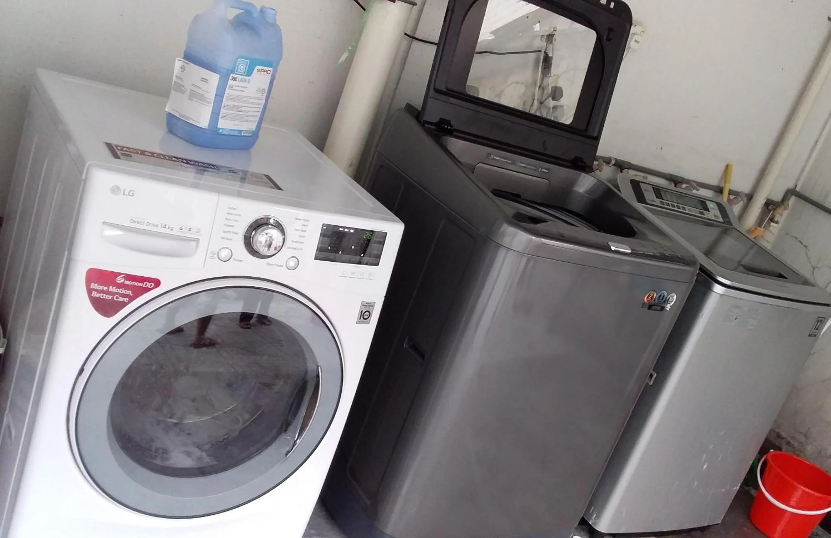 washing machine in Hotel China Town 2