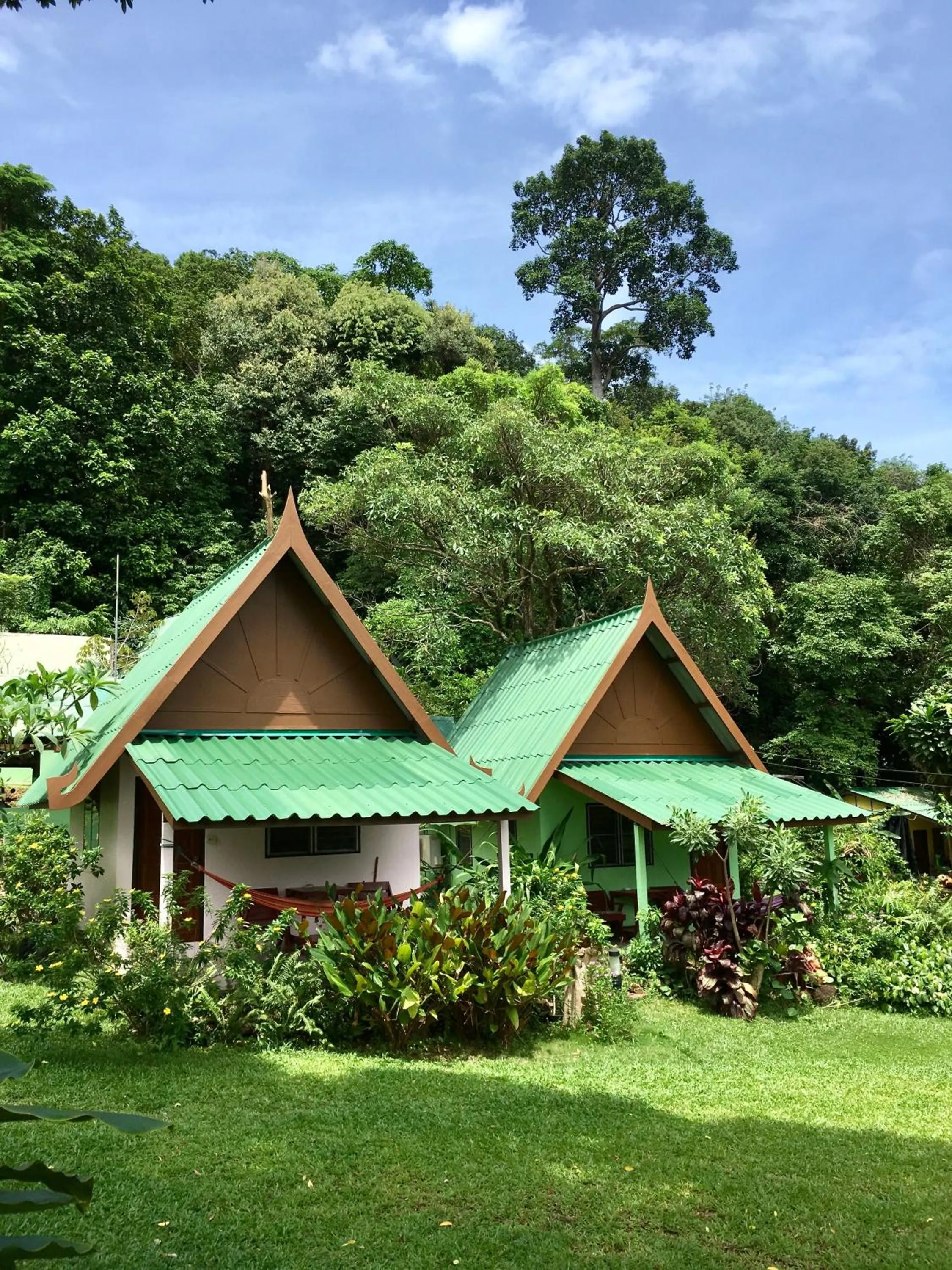 TP Hut Bungalows