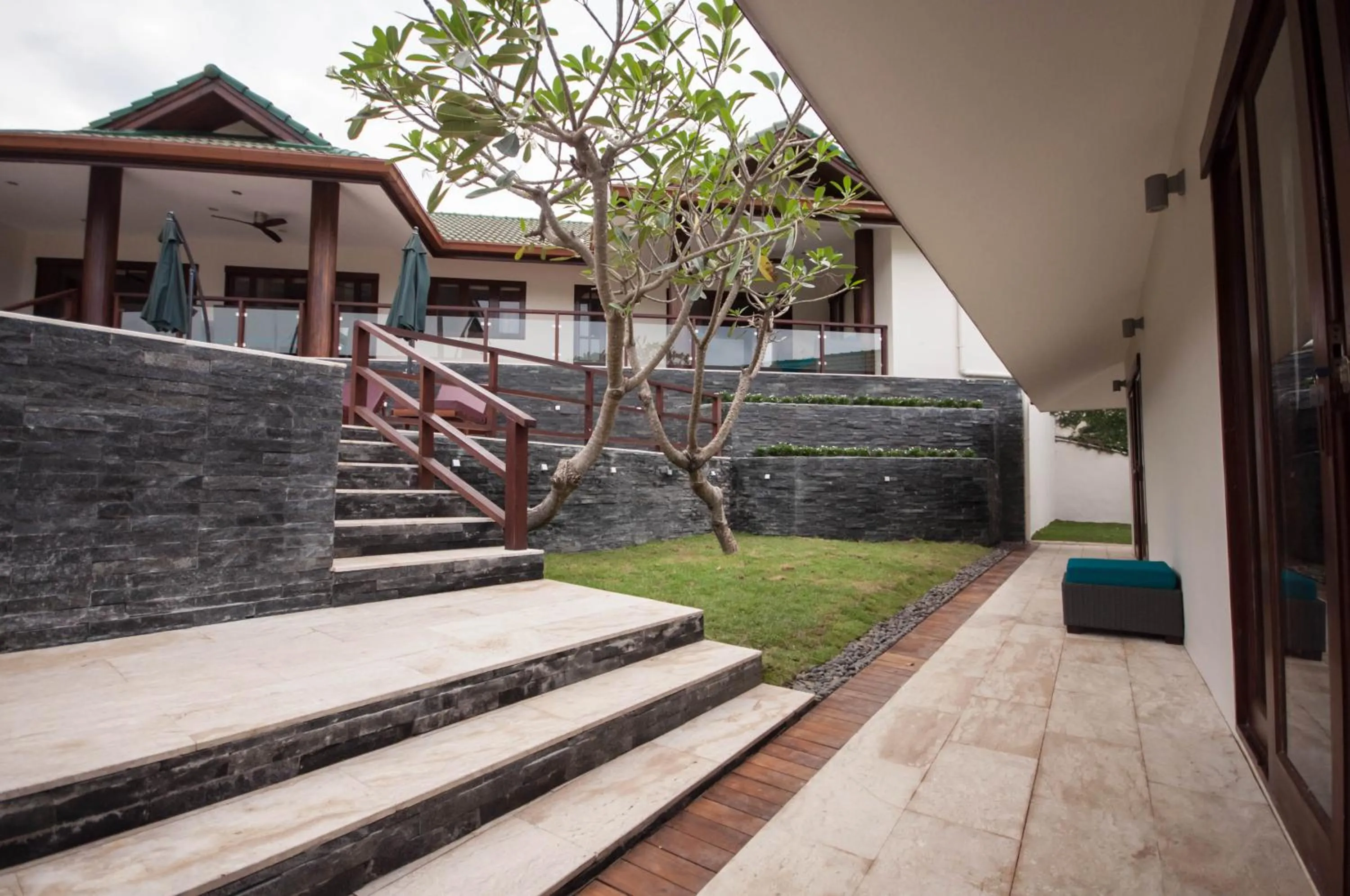 BBQ facilities in Idyllic Samui Beach Villa Resort