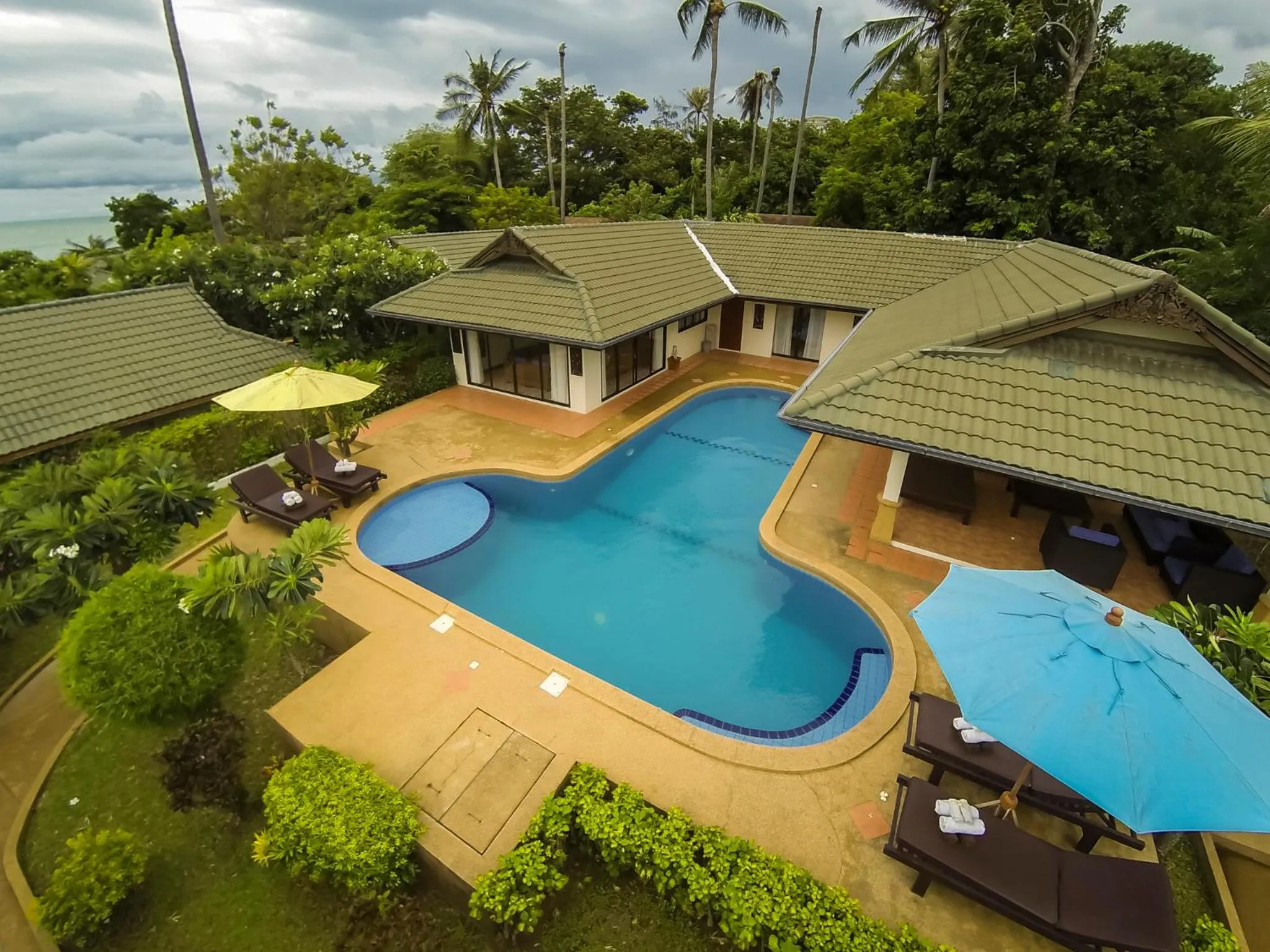 Swimming pool in Idyllic Samui Beach Villa Resort