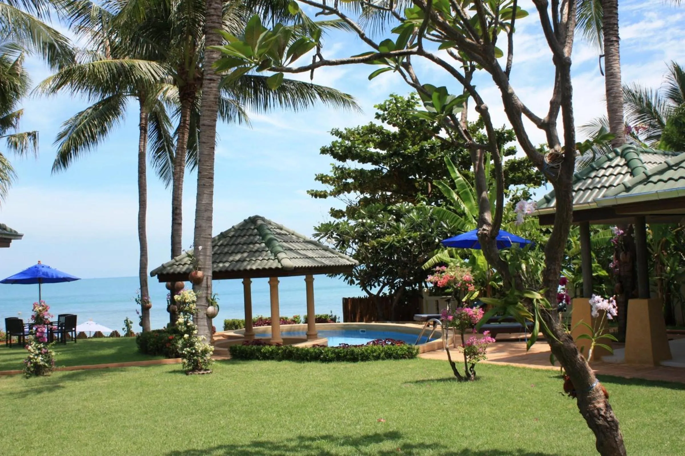 Facade/entrance in Idyllic Samui Beach Villa Resort