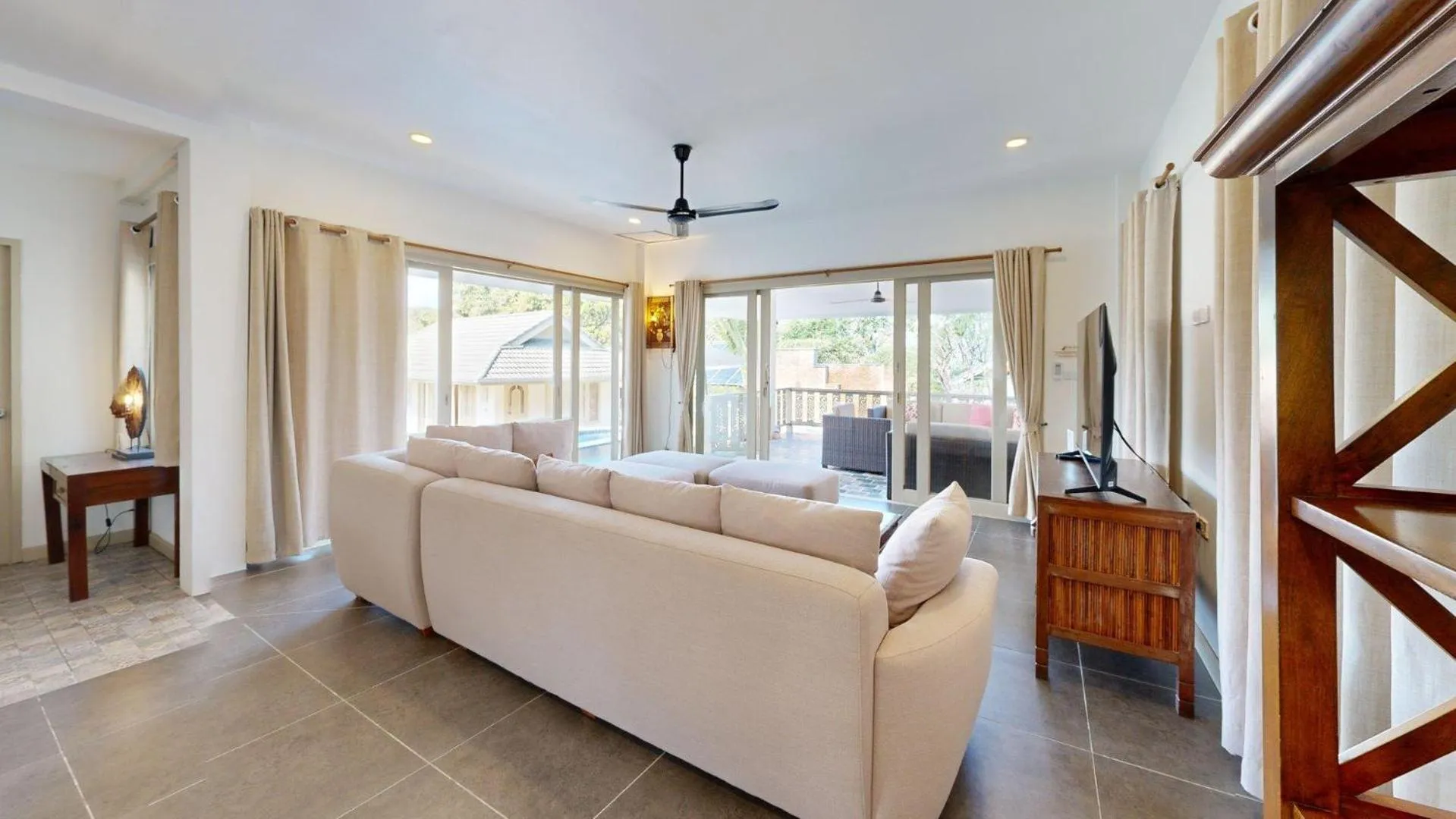 Living room in Idyllic Samui Beach Villa Resort