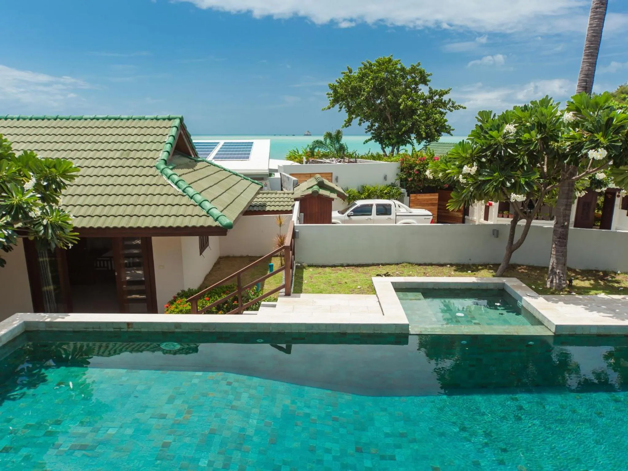 Day in Idyllic Samui Beach Villa Resort