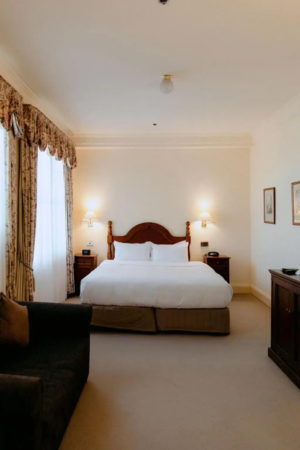 Bed in Mountain Heritage Hotel Bed in Mountain Heritage Hotel