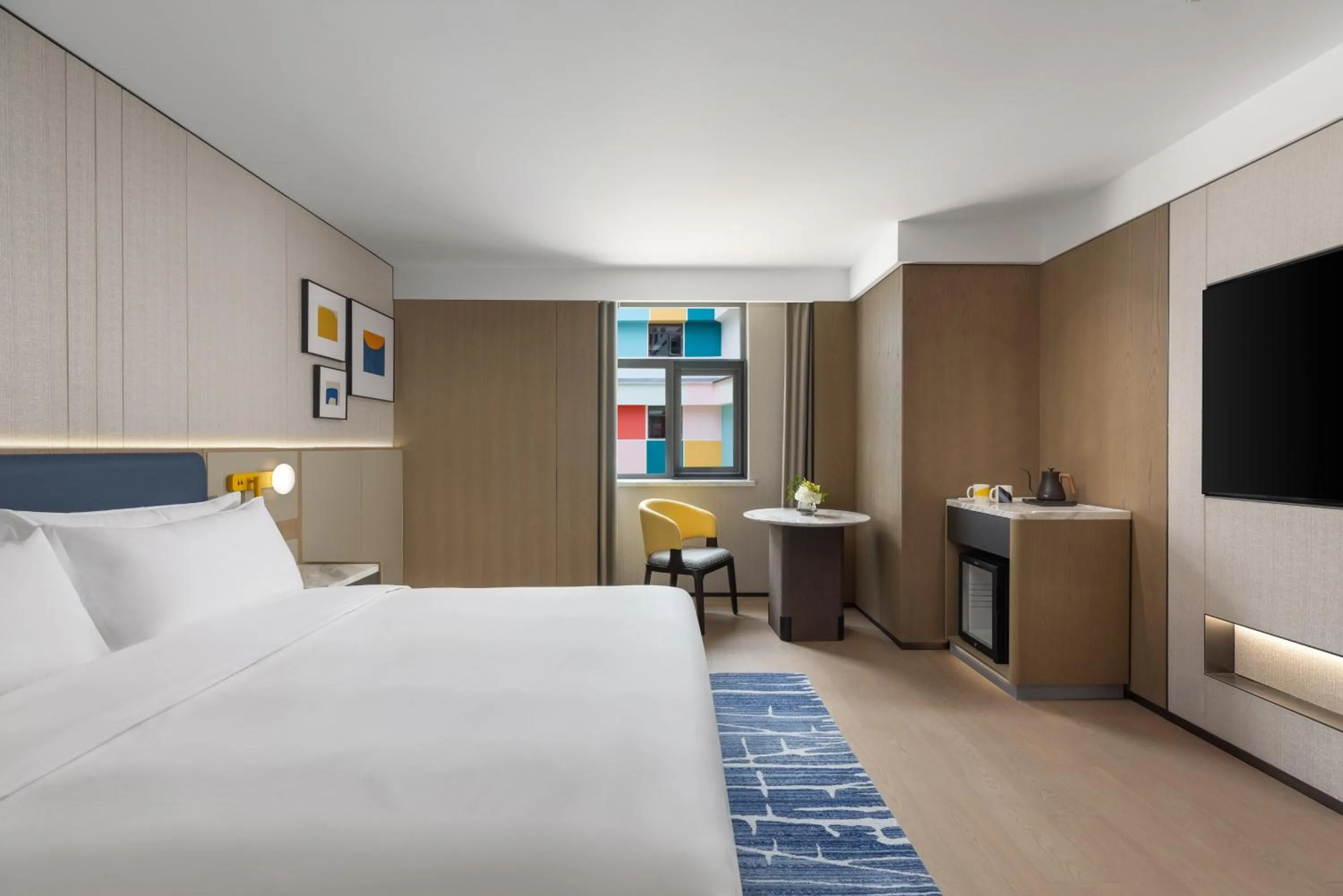 Photo of the whole room, Bed in voco Suzhou Guanqian Street by IHG