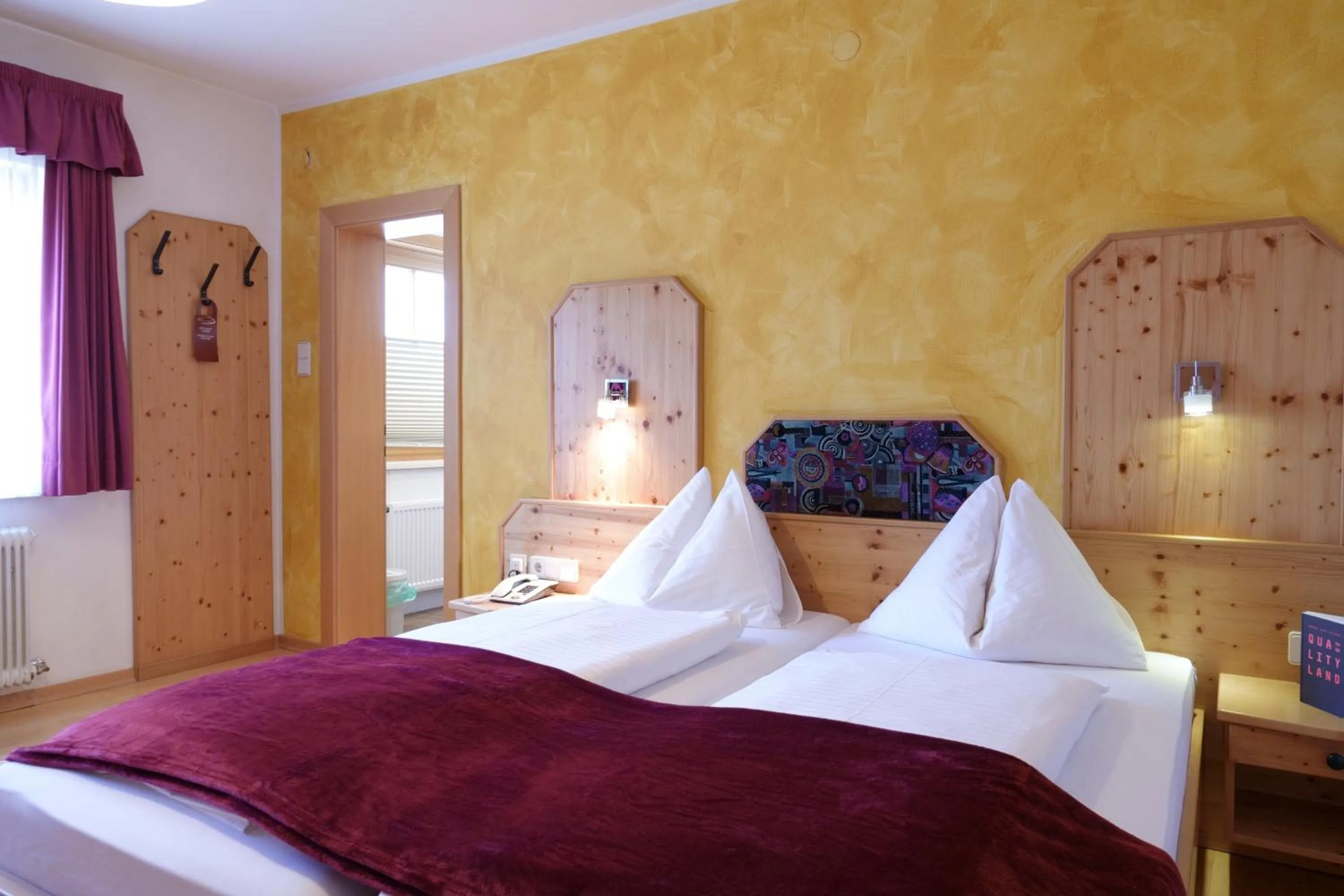 Bed in Hotel Malteinerhof