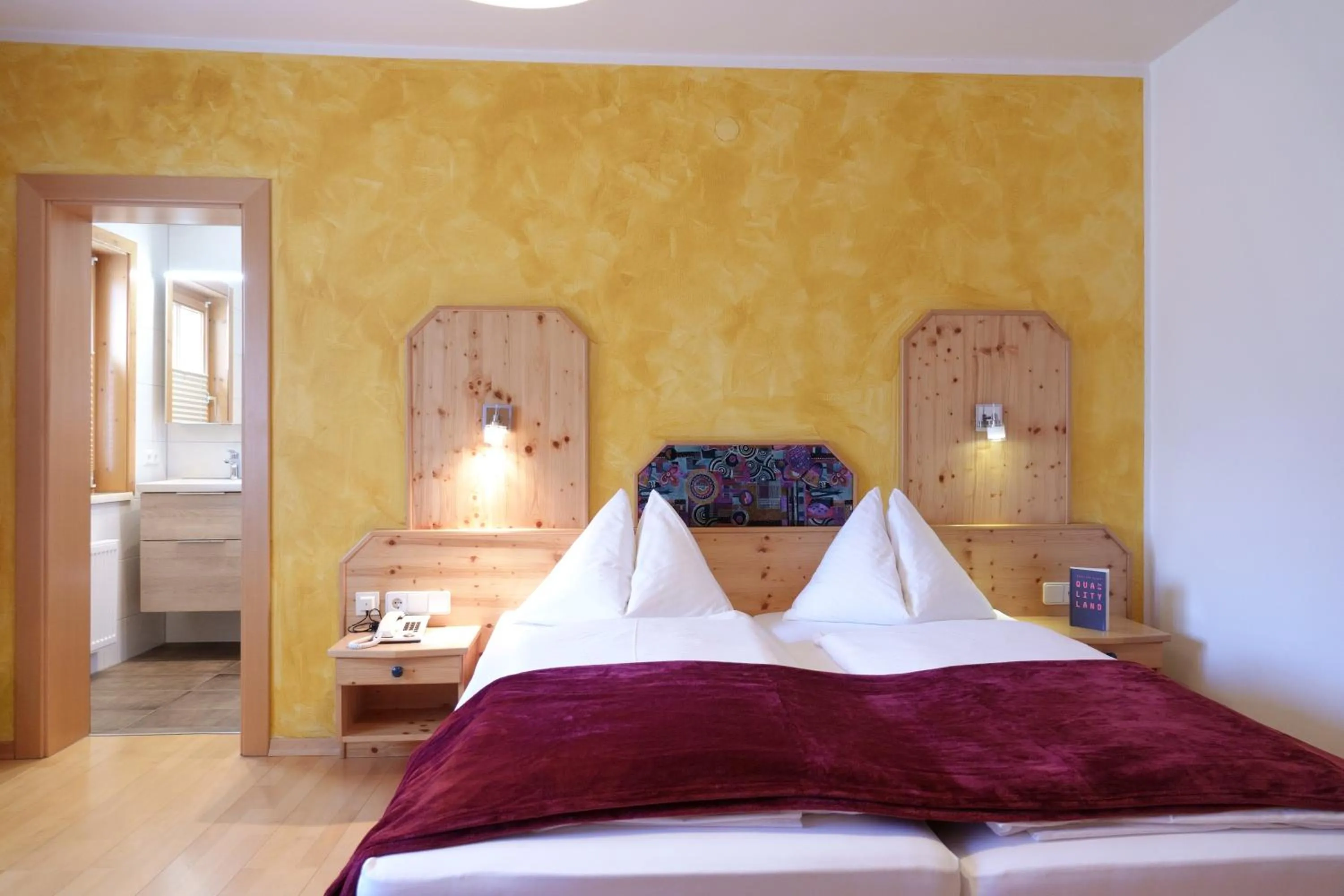 Bed in Hotel Malteinerhof