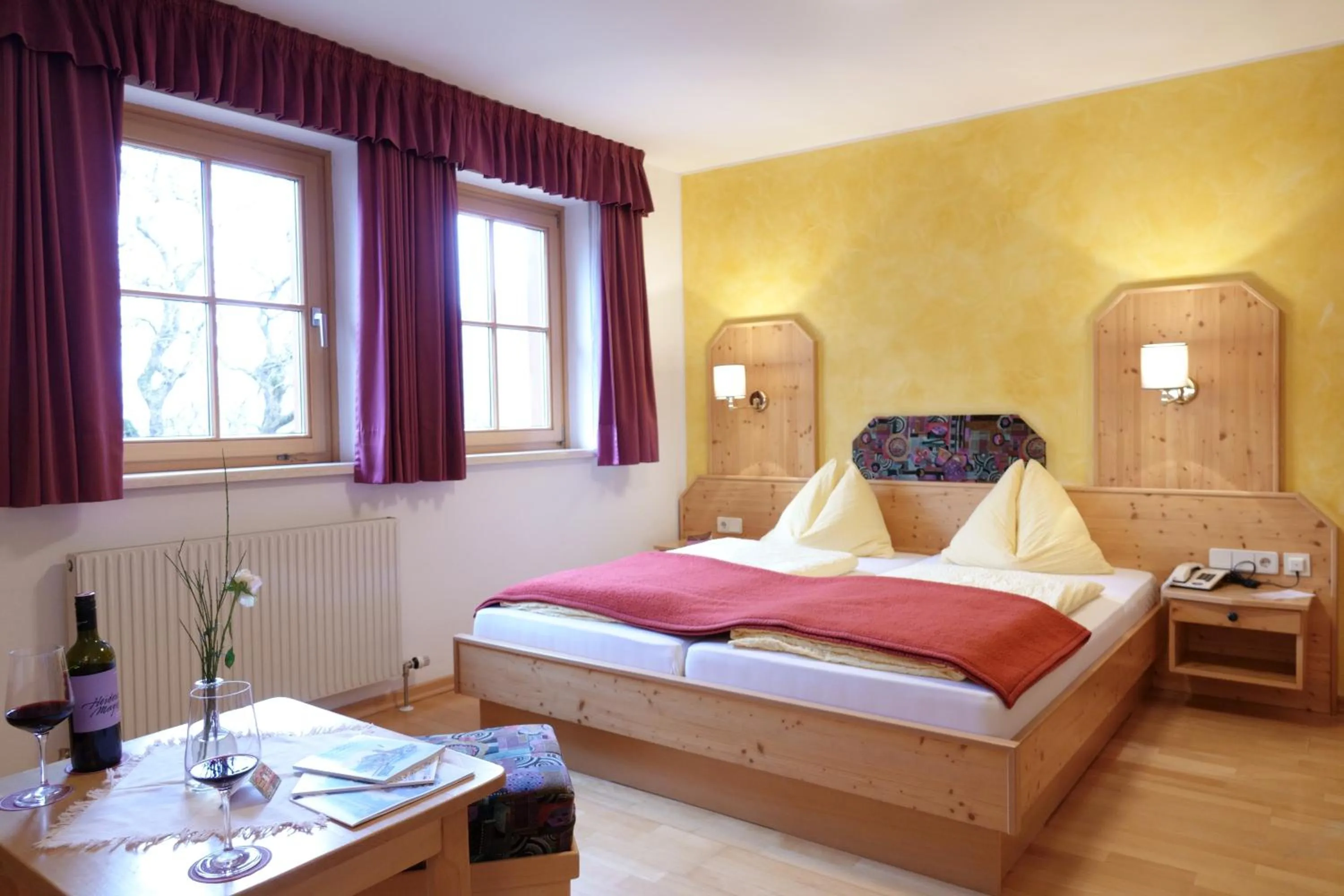 Bed in Hotel Malteinerhof