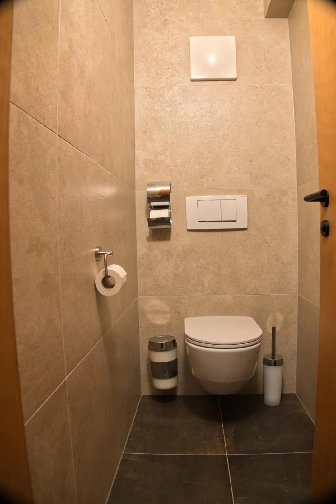 Toilet in Hotel Malteinerhof