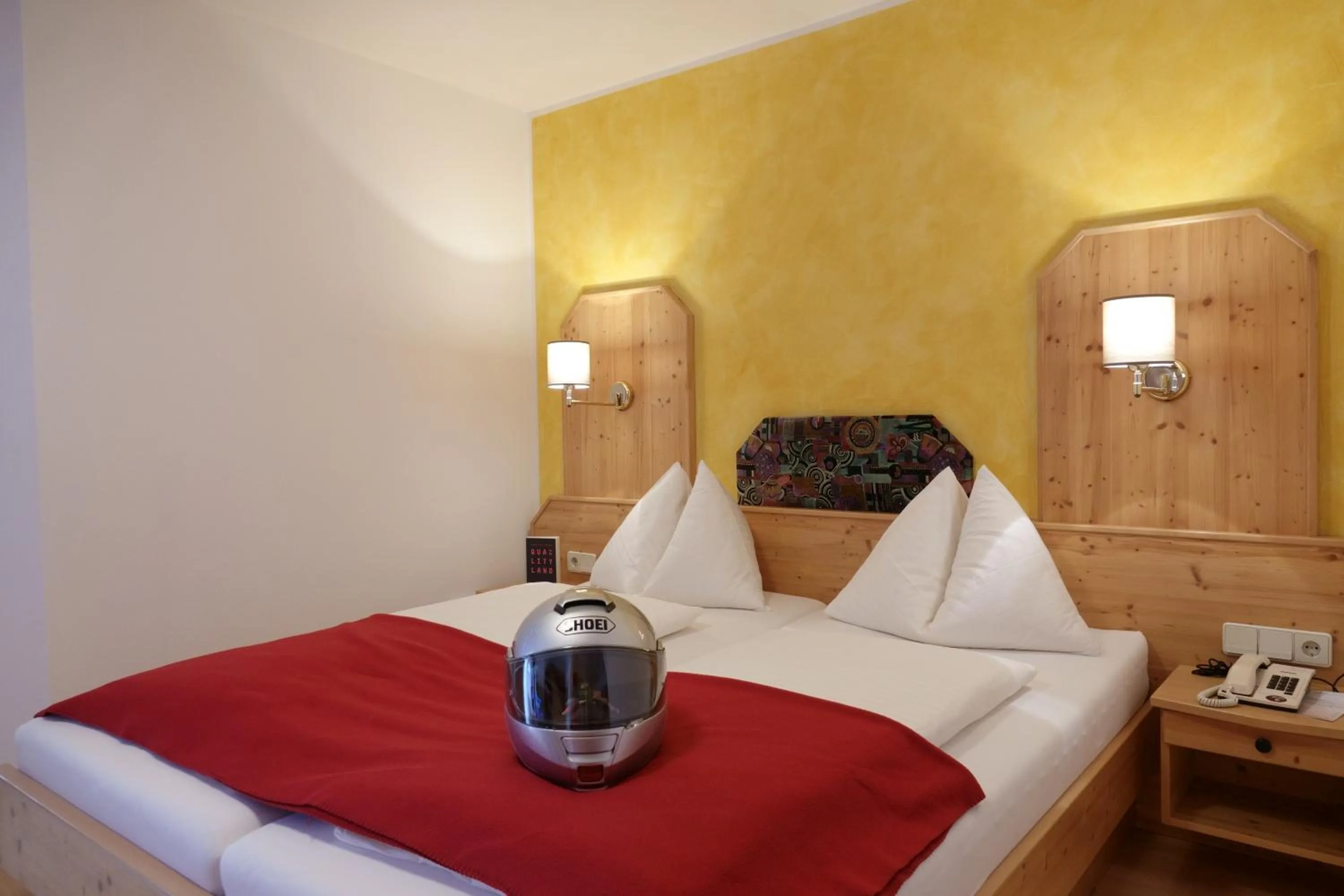 Bed in Hotel Malteinerhof