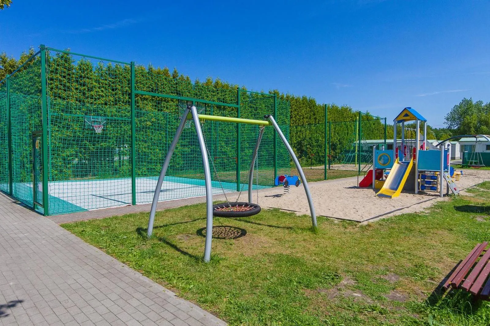 Children play ground in Domki Holenderskie Eden Resort & Spa