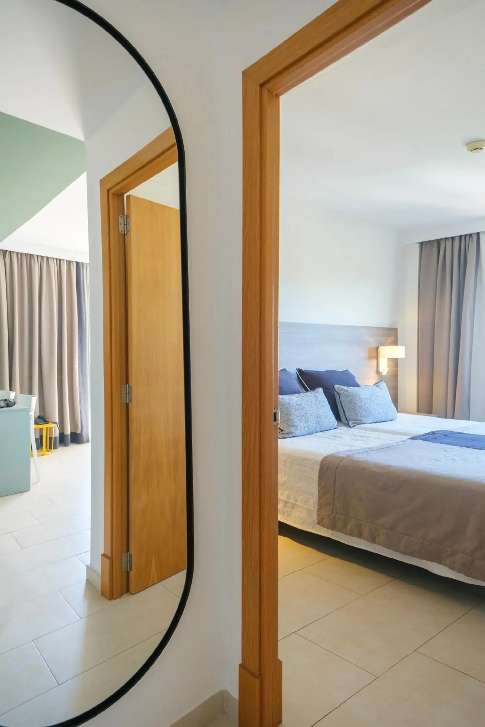 Photo of the whole room, Bed in Cabot Tres Torres Apartamentos Photo of the whole room, Bed in Cabot Tres Torres Apartamentos