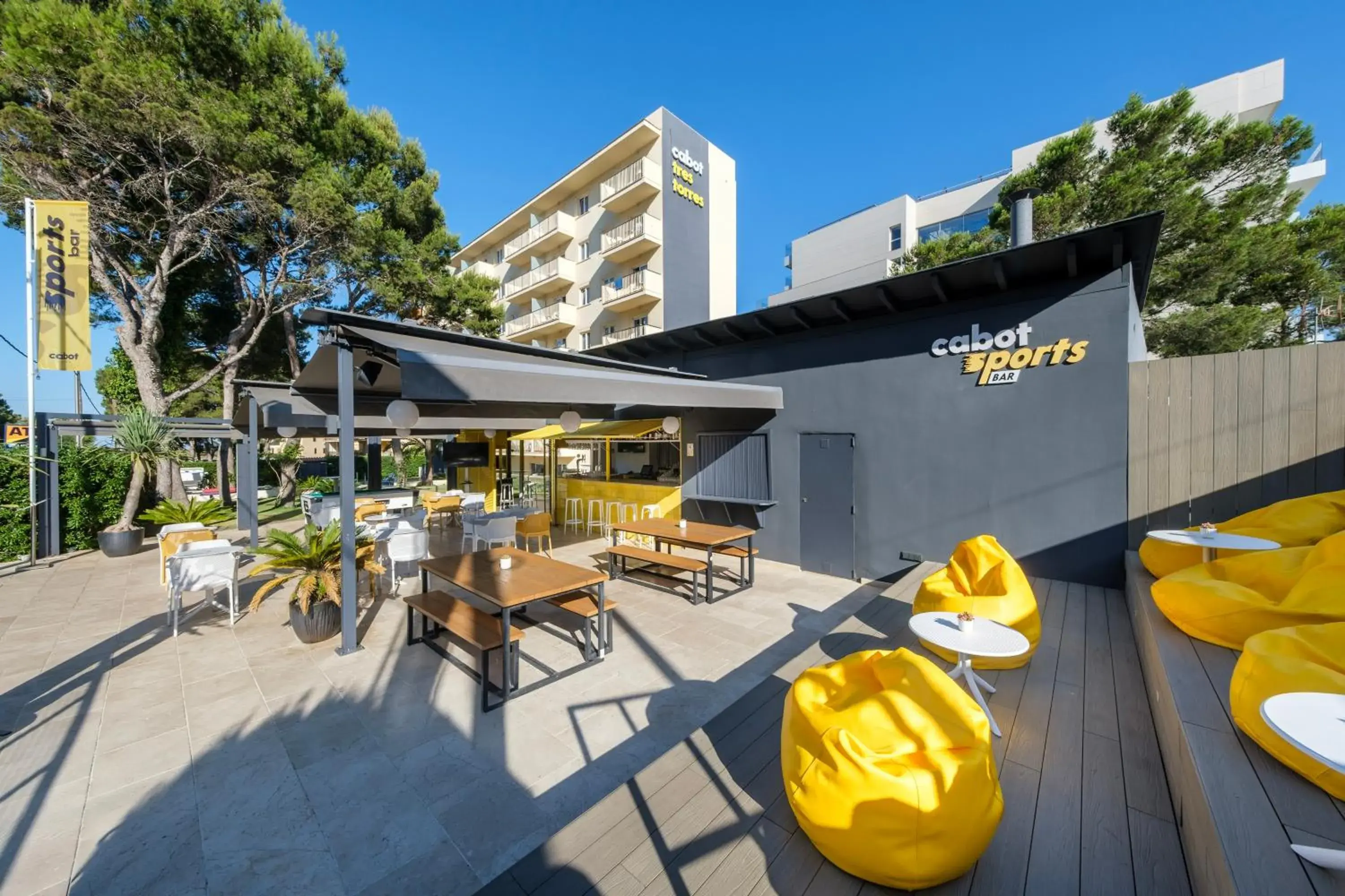 Cabot Tres Torres Apartamentos Cabot Tres Torres Apartamentos