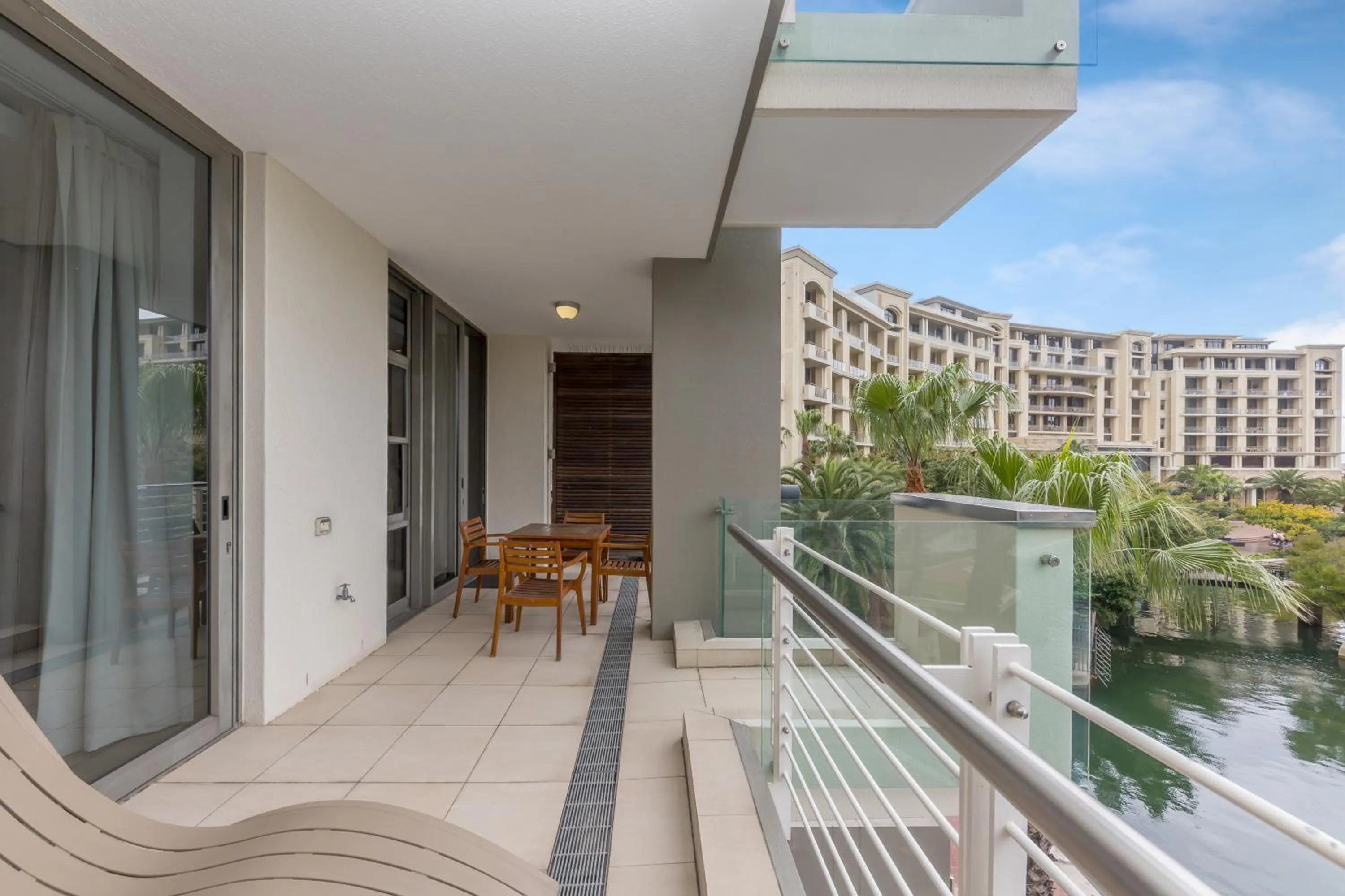 Balcony/Terrace in Lawhill Luxury Apartments - V & A Waterfront