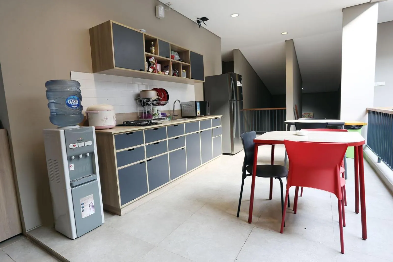 Kitchen or kitchenette in M Suite