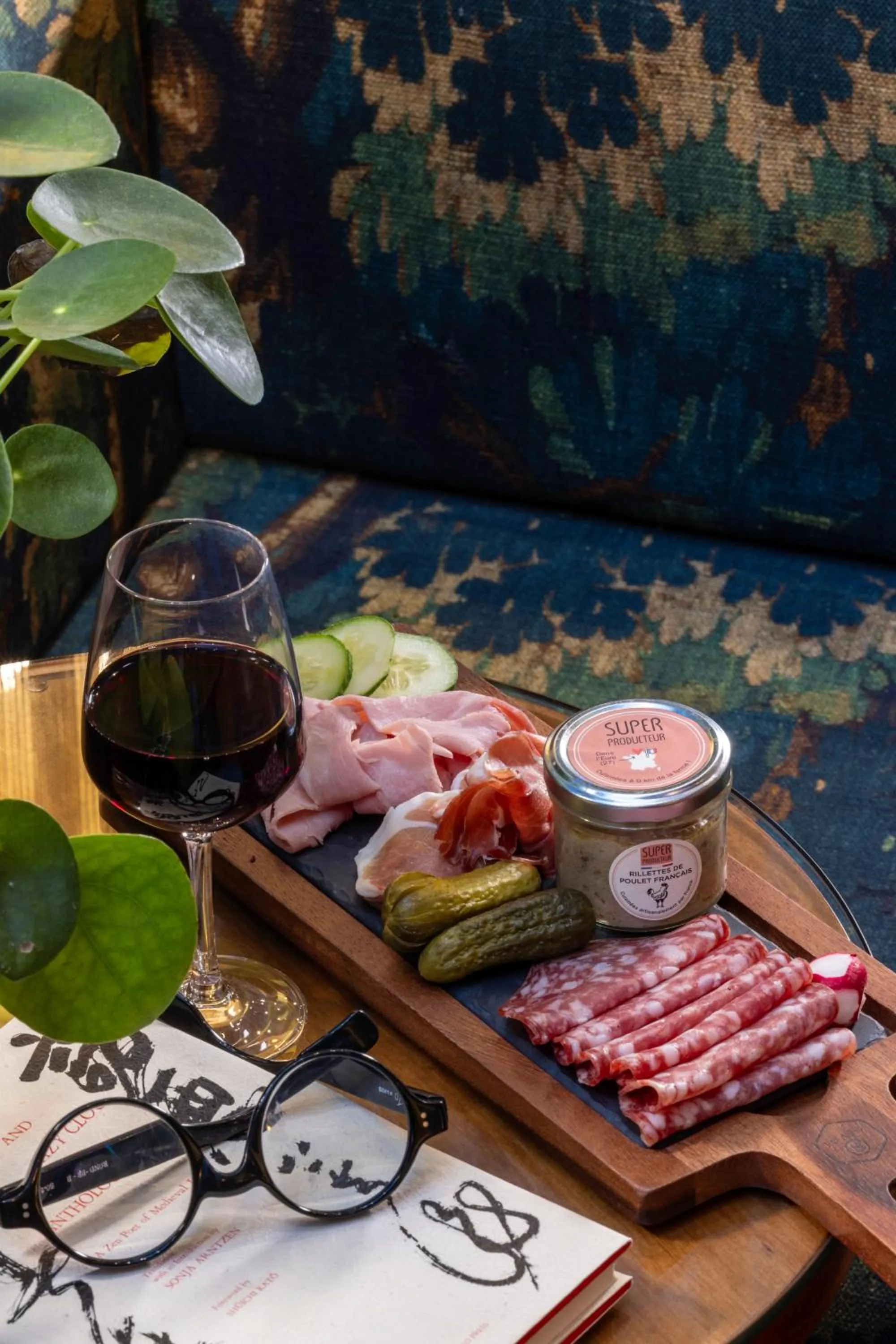 Restaurant/places to eat in Hôtel La Conversation