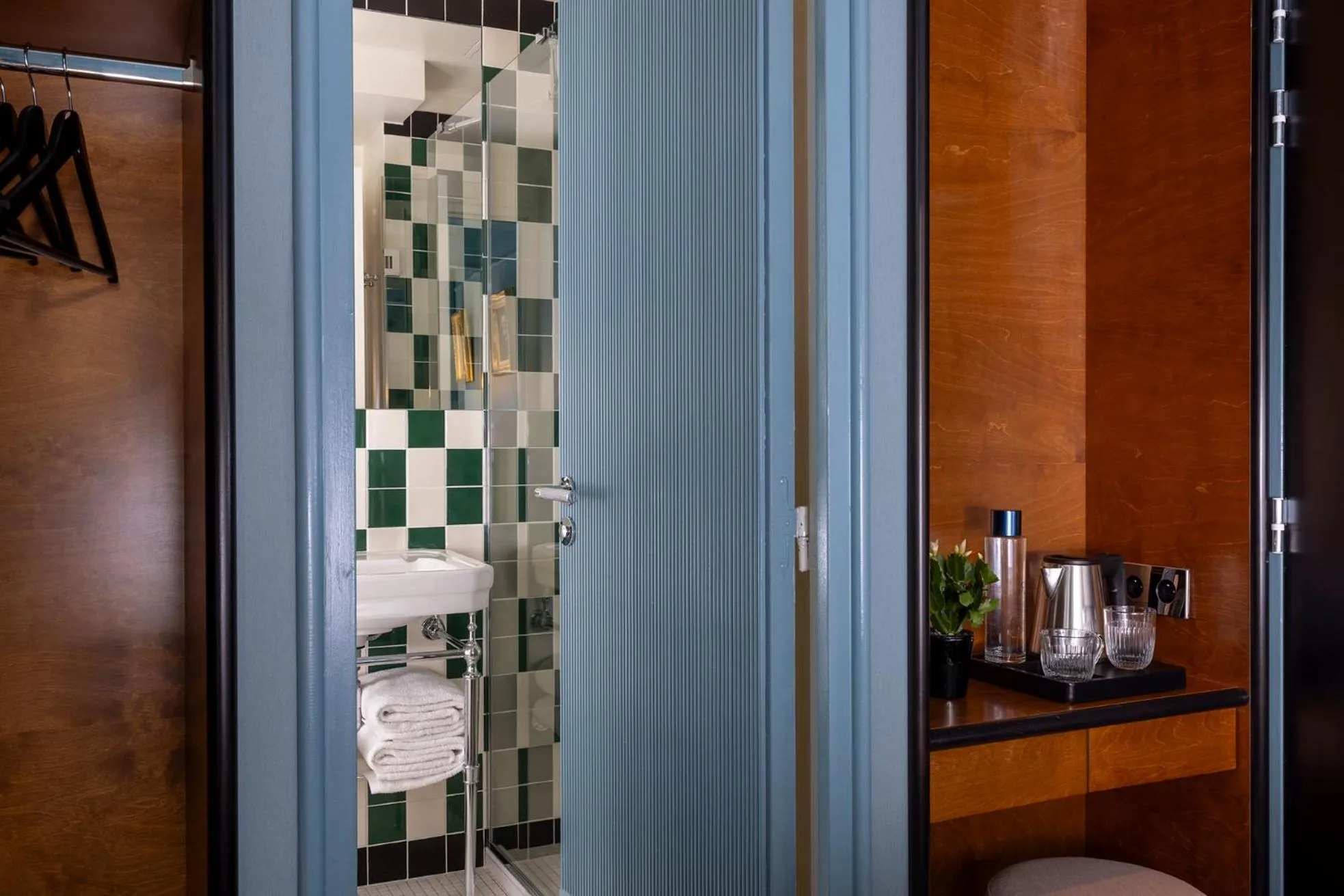 Bathroom in Hôtel La Conversation