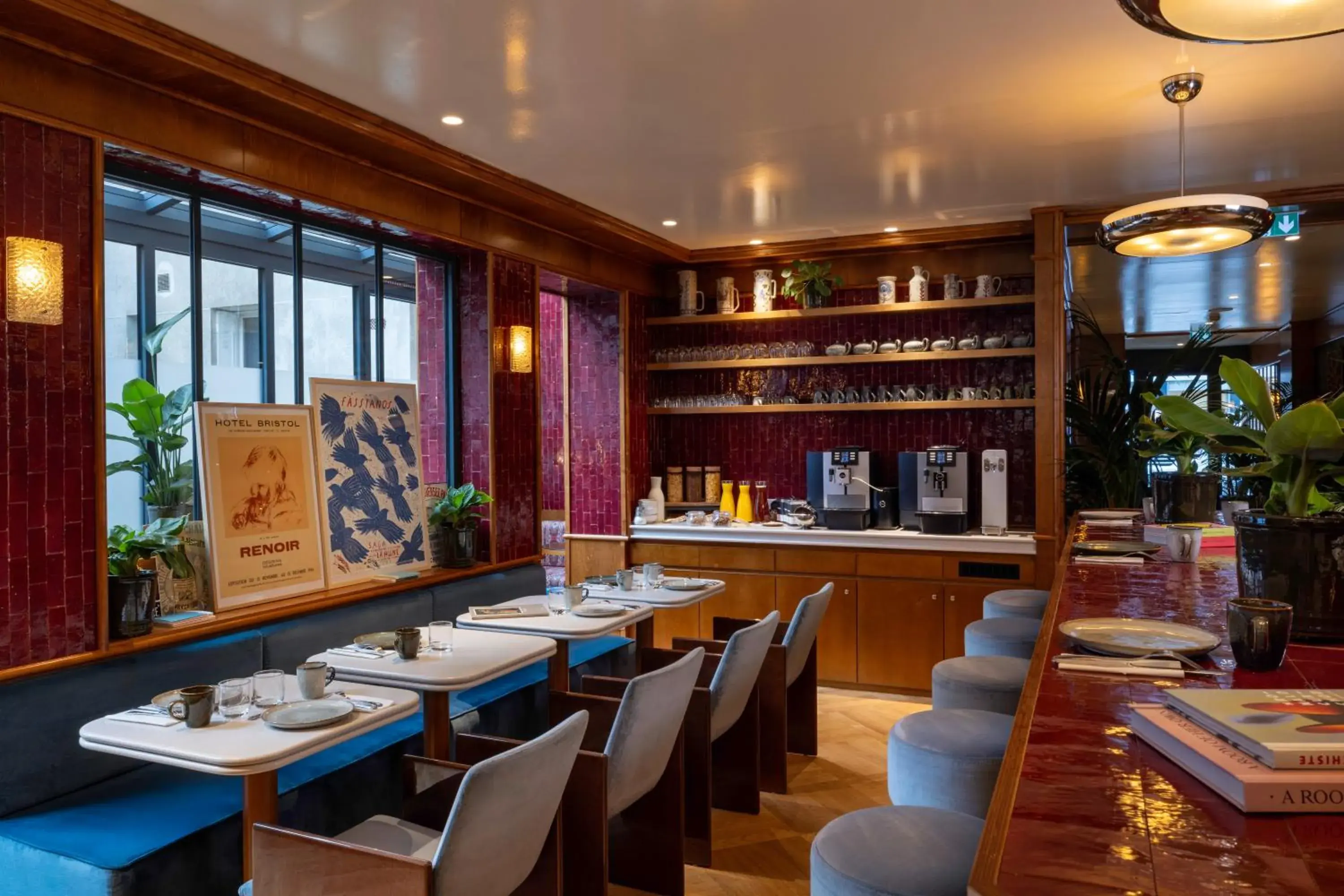 Breakfast in Hôtel La Conversation Breakfast in Hôtel La Conversation