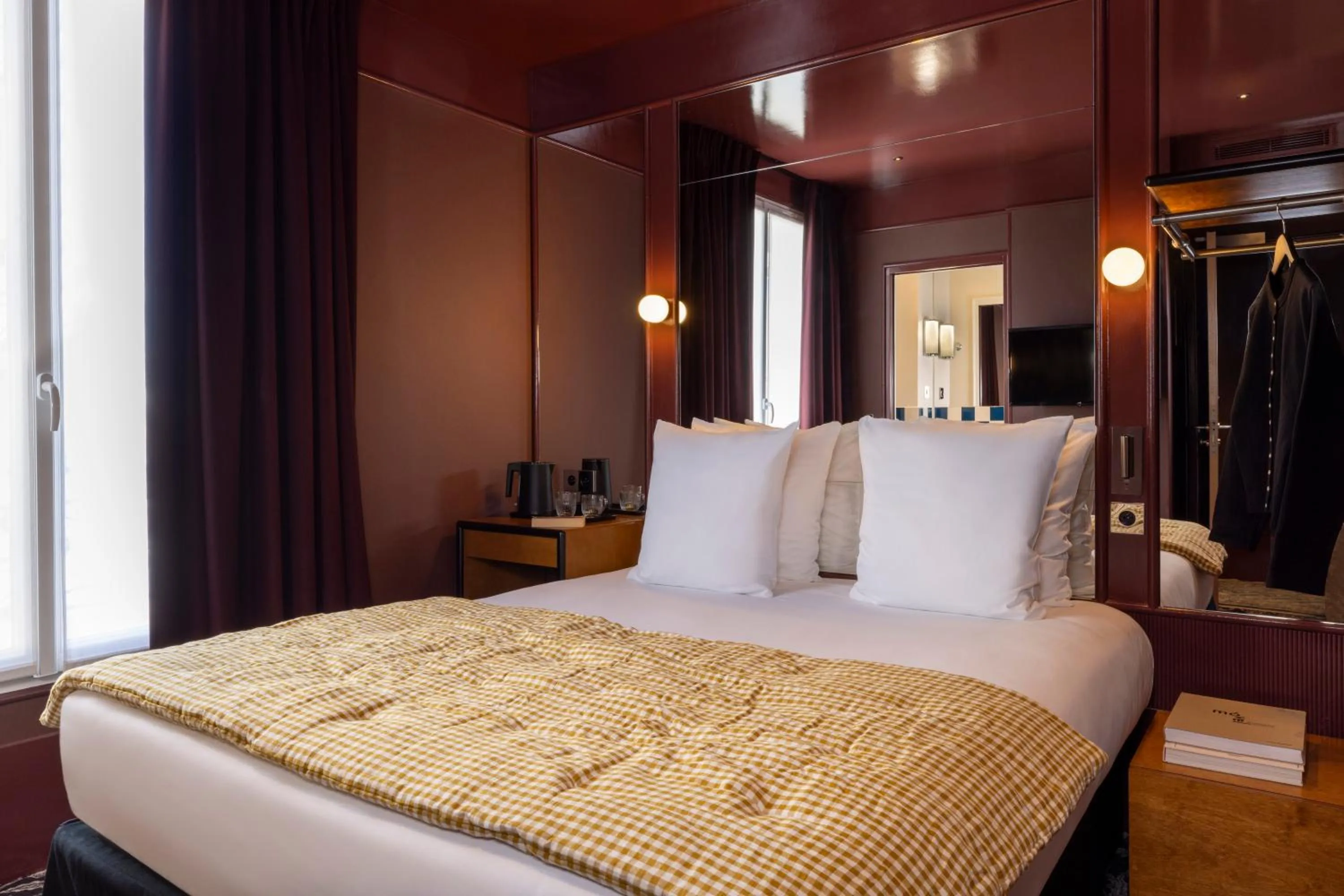 Bed in Hôtel La Conversation