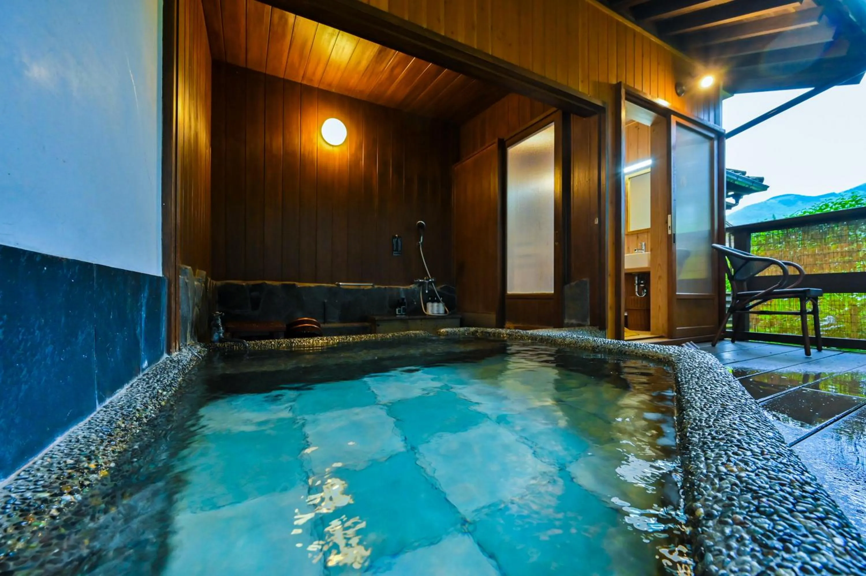 Open Air Bath in Ikkoten