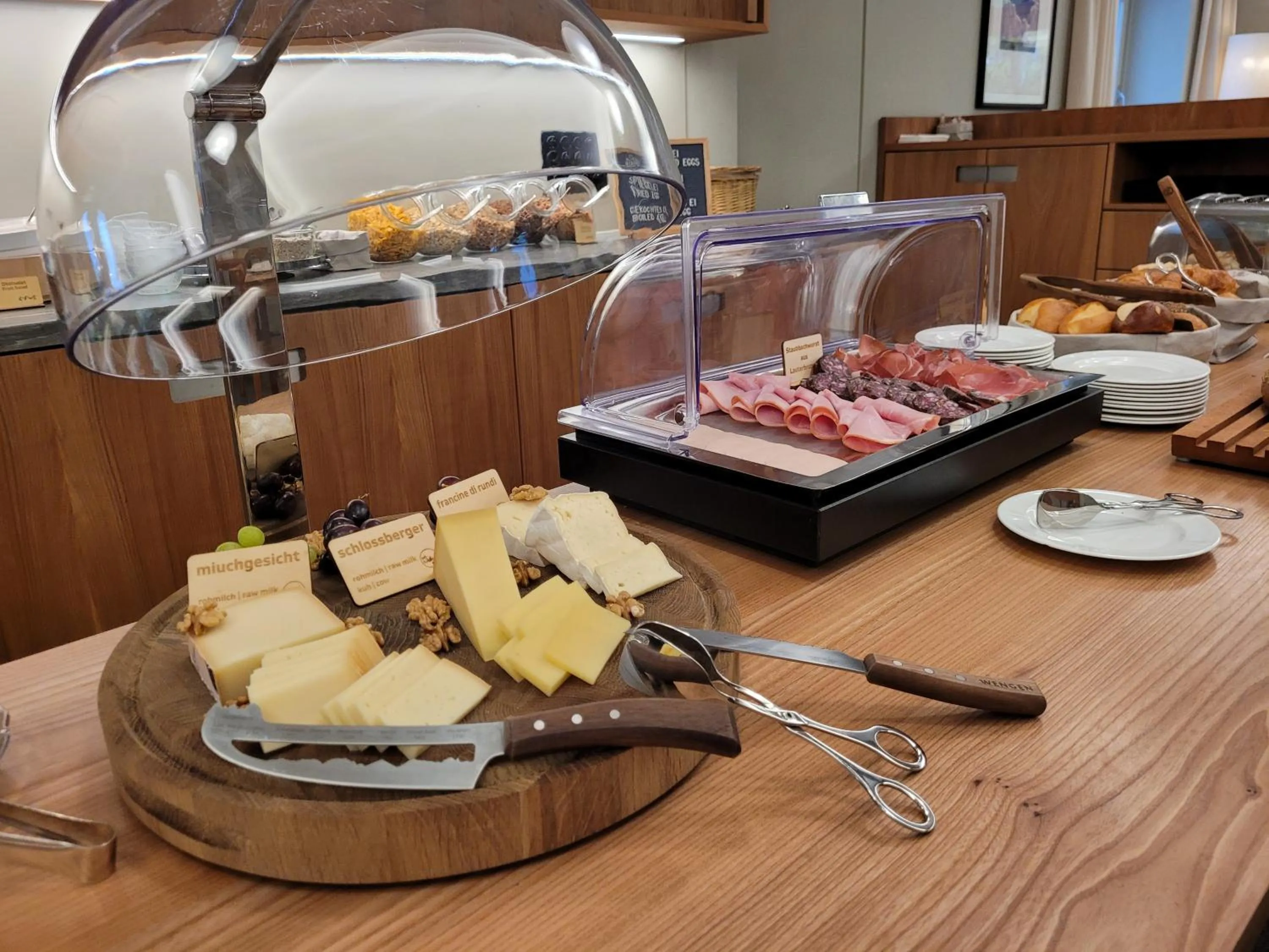 Breakfast in Hotel Alpenruhe - Vintage Design Hotel