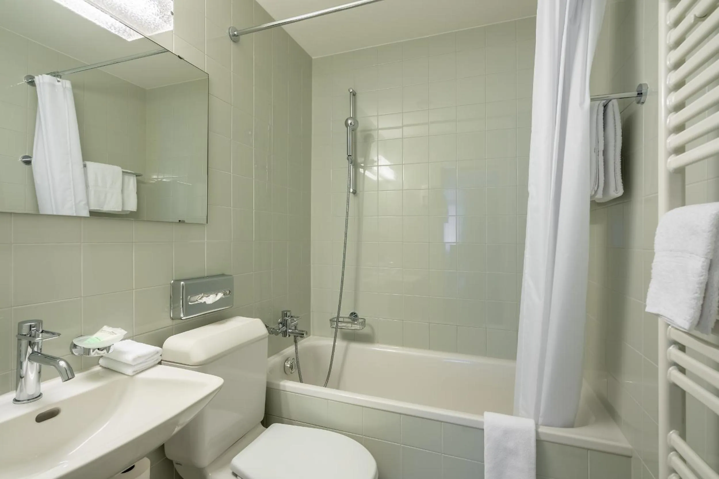 Bathroom in Hotel Alpenruhe - Vintage Design Hotel