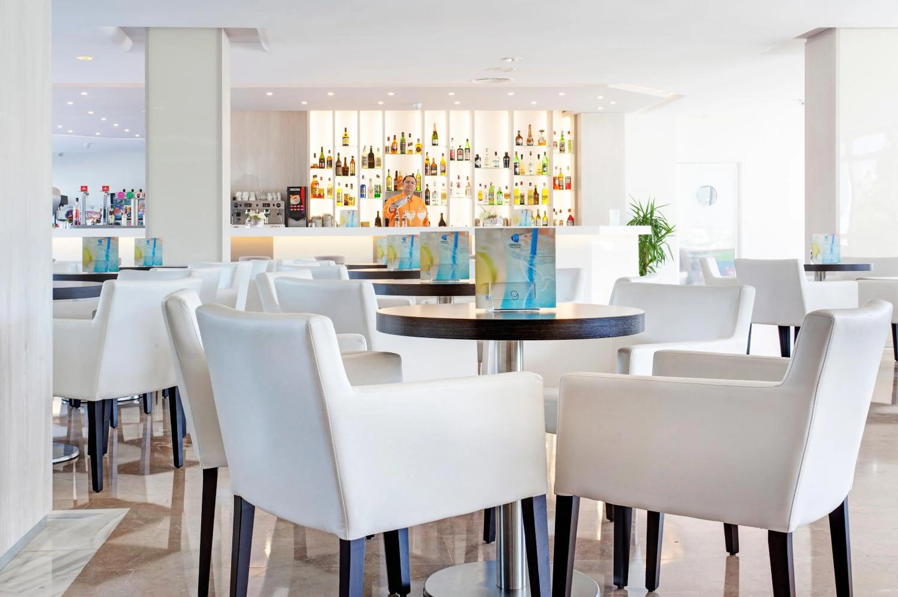 Lounge or bar in Grupotel Alcudia Suite