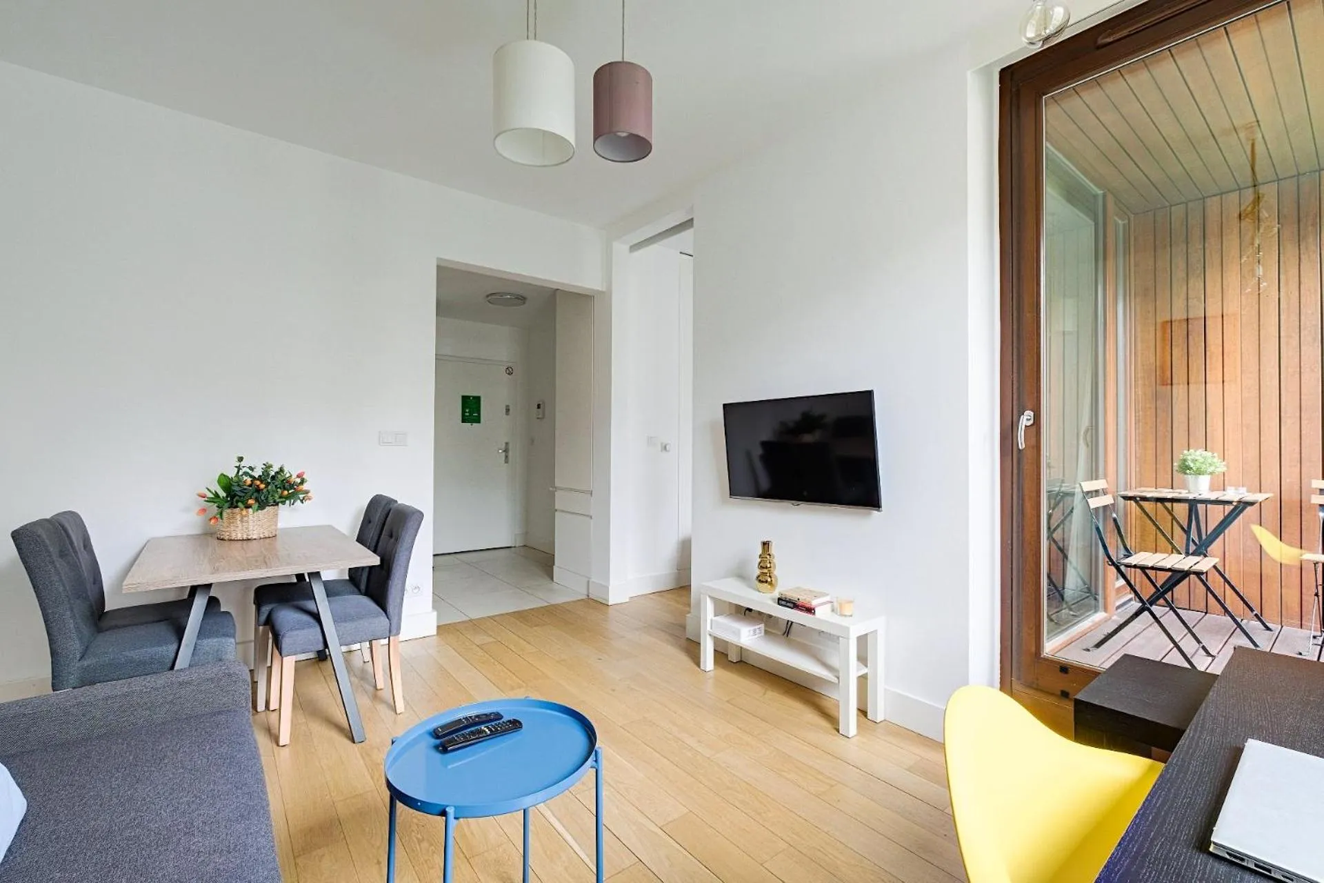 Living room in ApartHotel Kolejowa Apartamenty